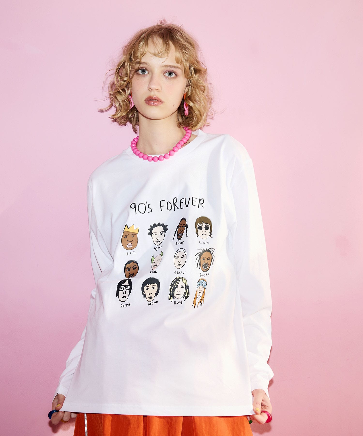 【BLACK SCORE】HERO EDIT 90S UNISEX ロングTシャツ