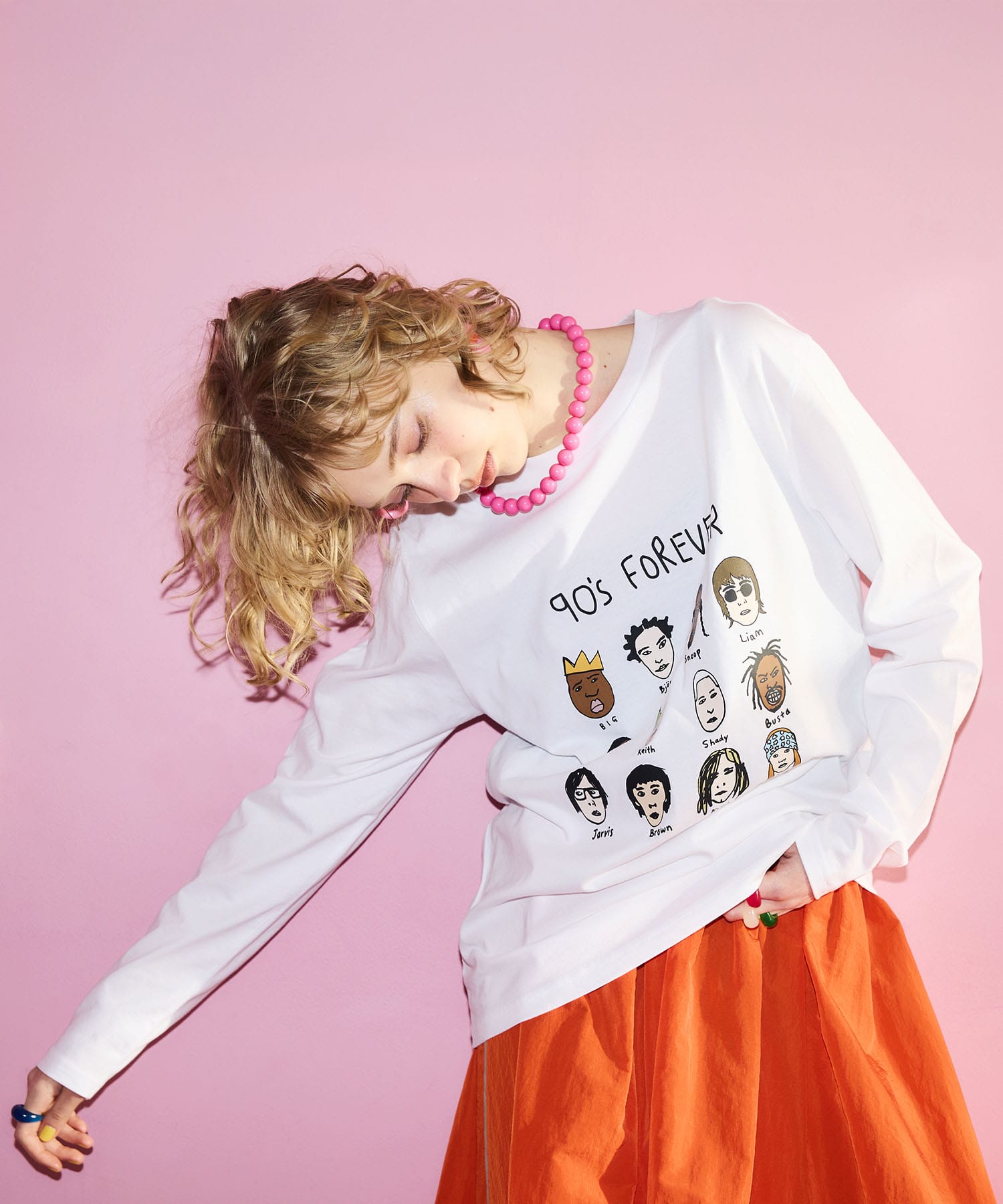 【BLACK SCORE】HERO EDIT 90S UNISEX ロングTシャツ