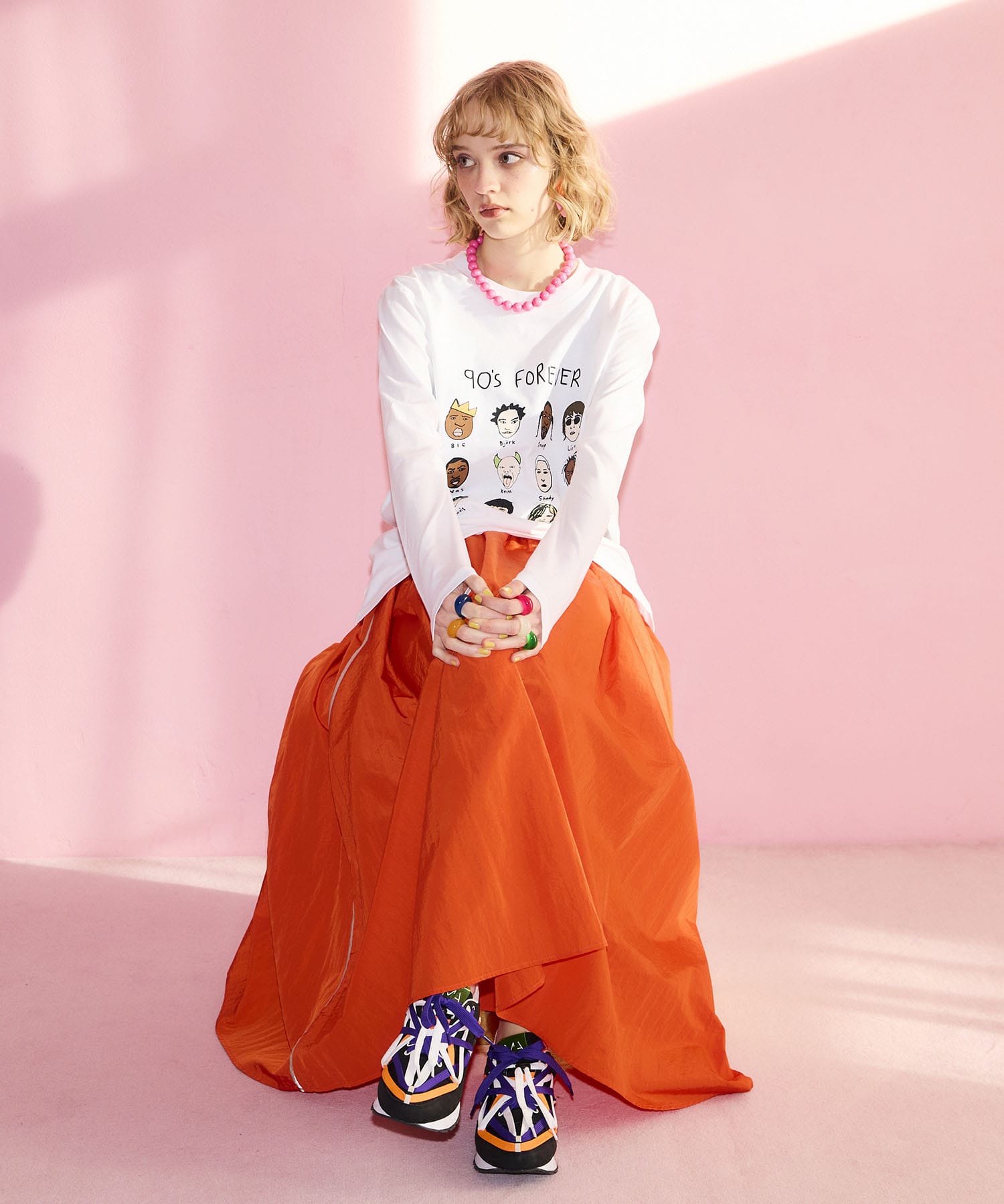 【BLACK SCORE】HERO EDIT 90S UNISEX ロングTシャツ