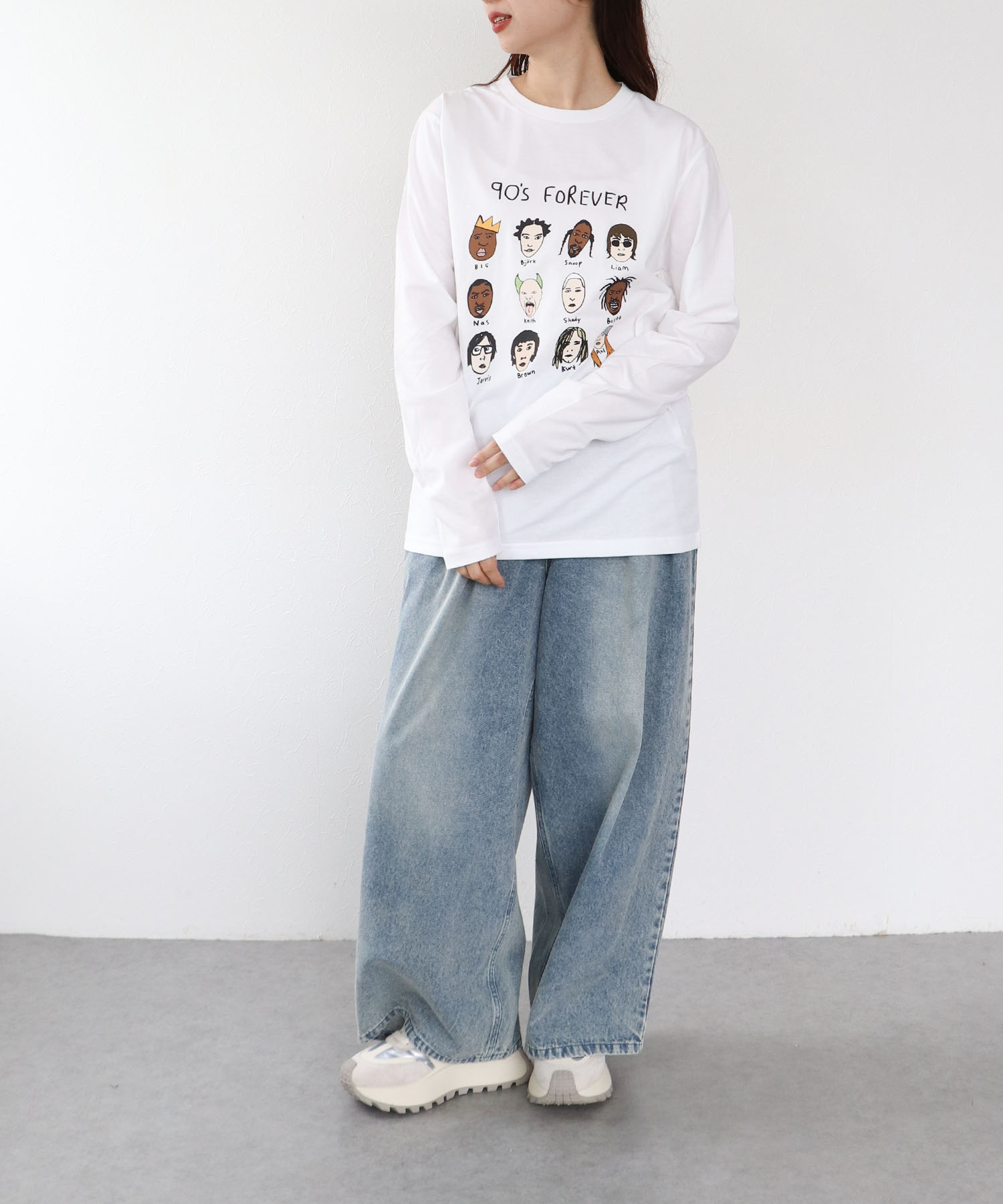 【BLACK SCORE】HERO EDIT 90S UNISEX ロングTシャツ