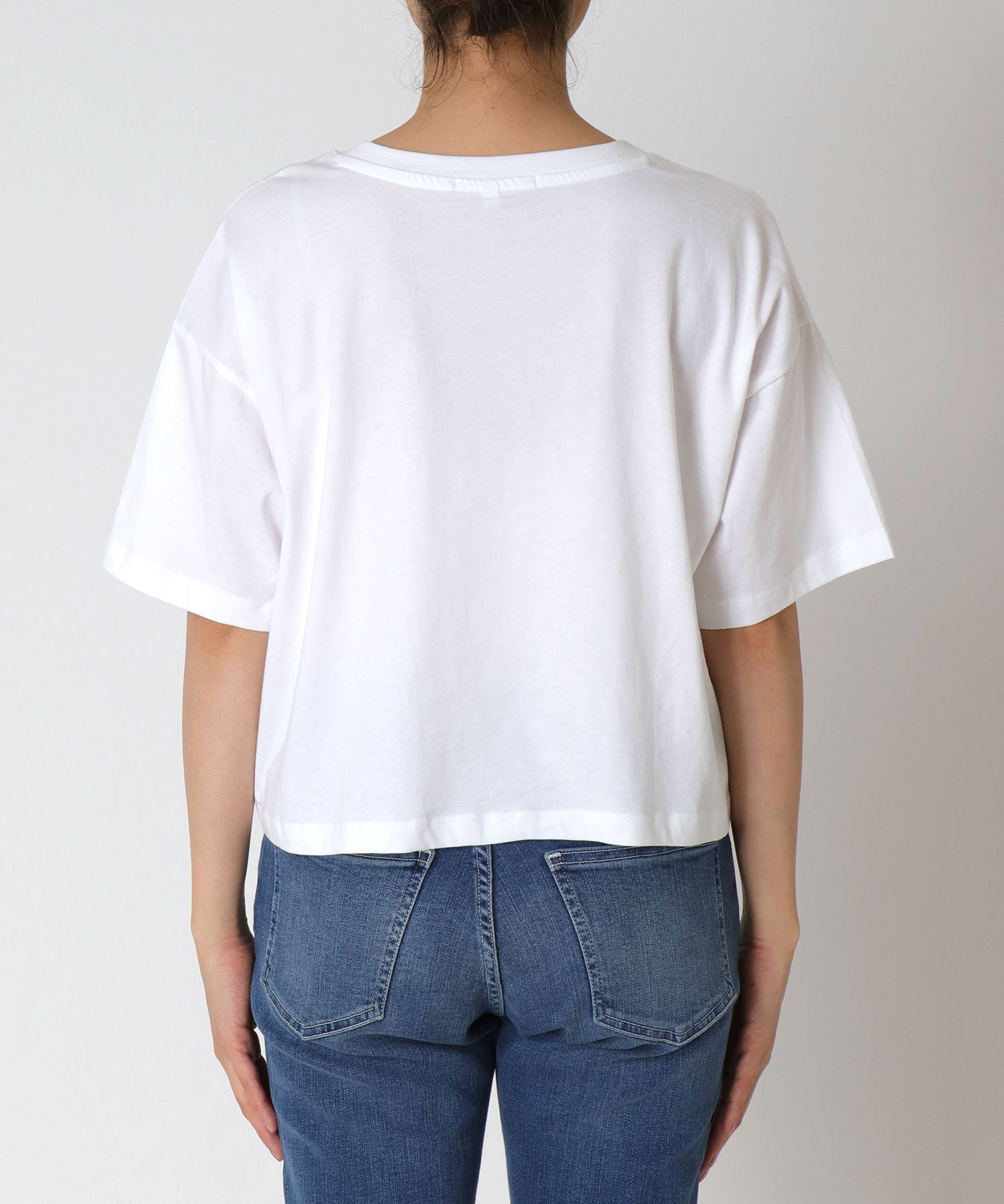 【BLACK SCORE】EMU MIU クロップドTシャツ