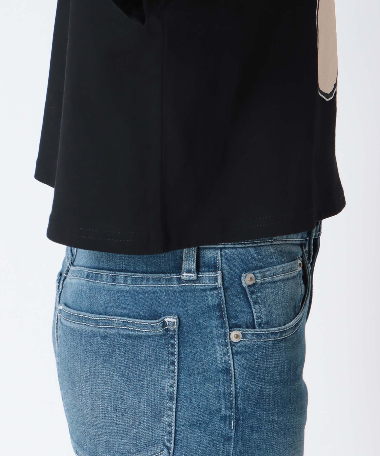 【BLACK SCORE】POCCI クロップドTシャツ