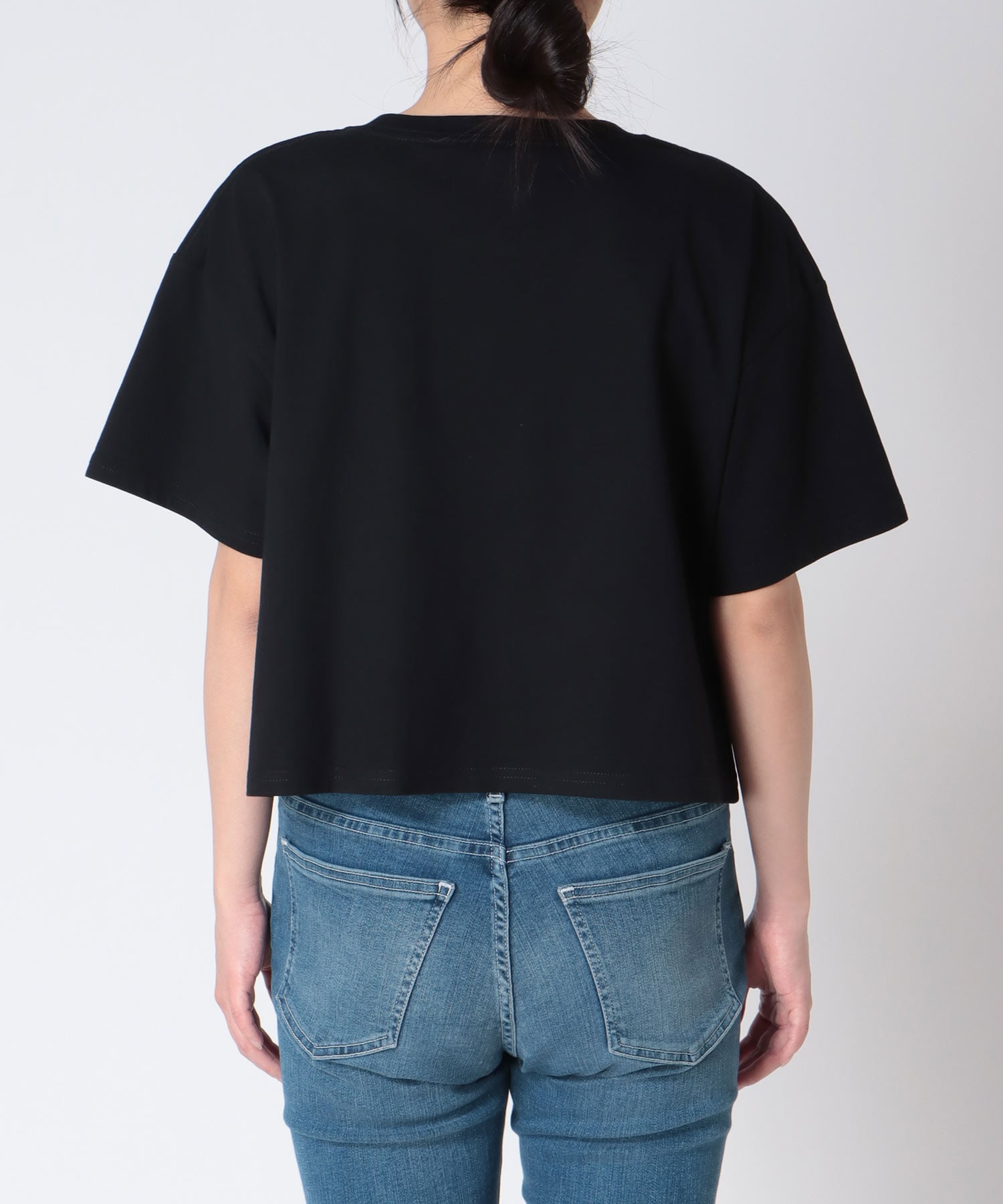 【BLACK SCORE】STICKMEN KURT クロップドTシャツ