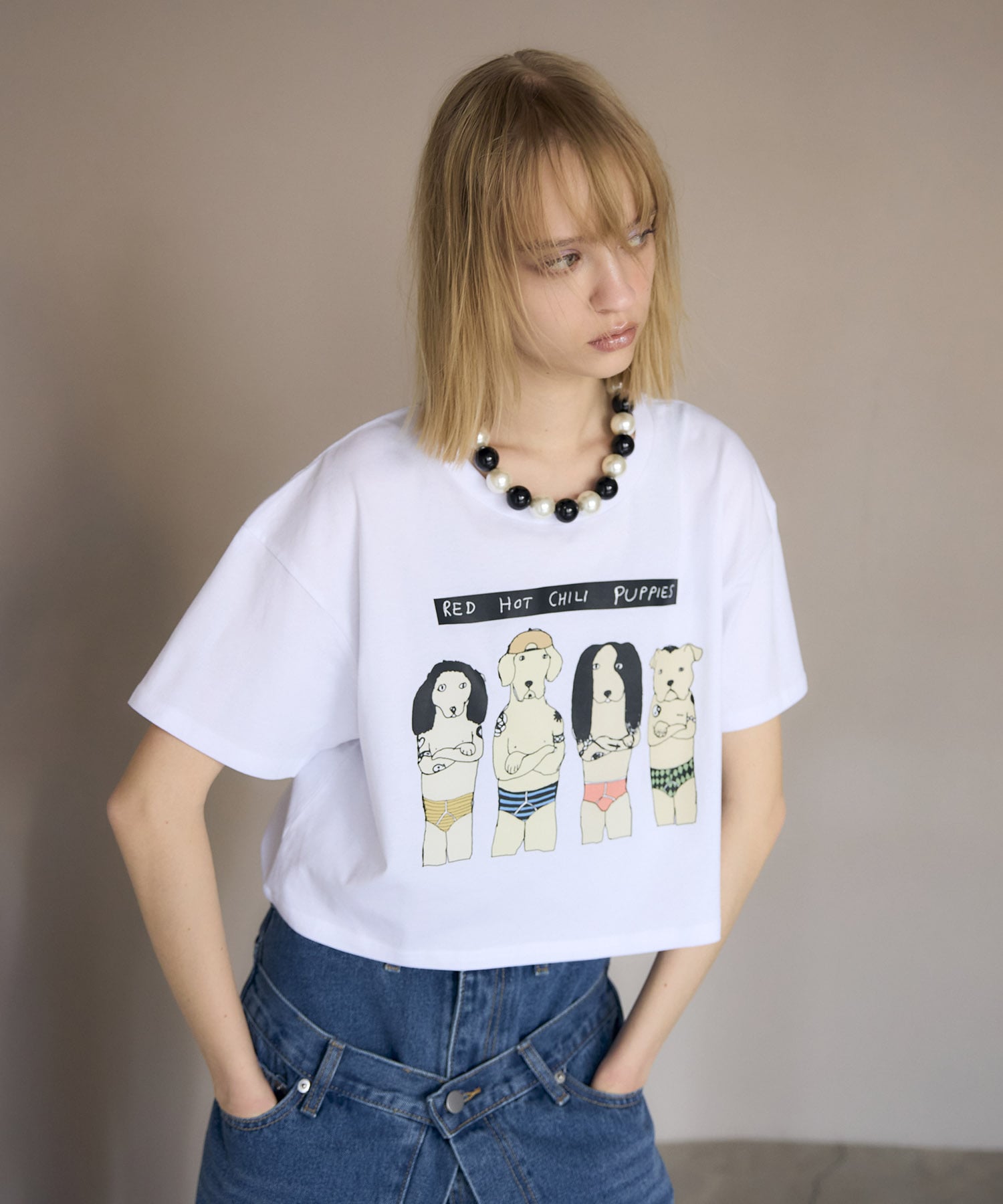 【BLACK SCORE】CHILI PUPPIES クロップドTシャツ