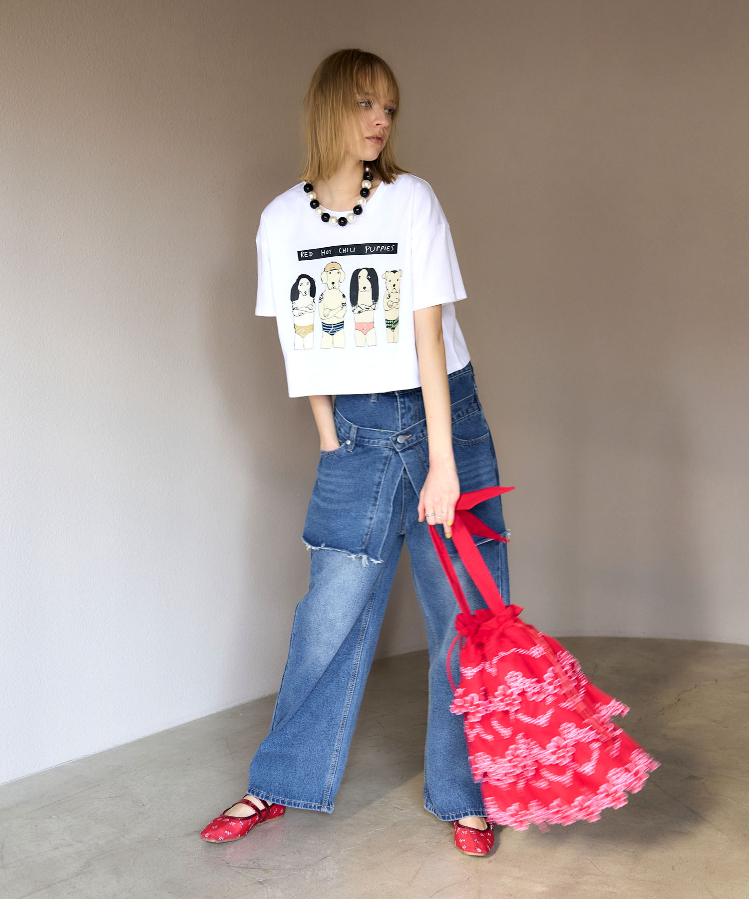 【BLACK SCORE】CHILI PUPPIES クロップドTシャツ