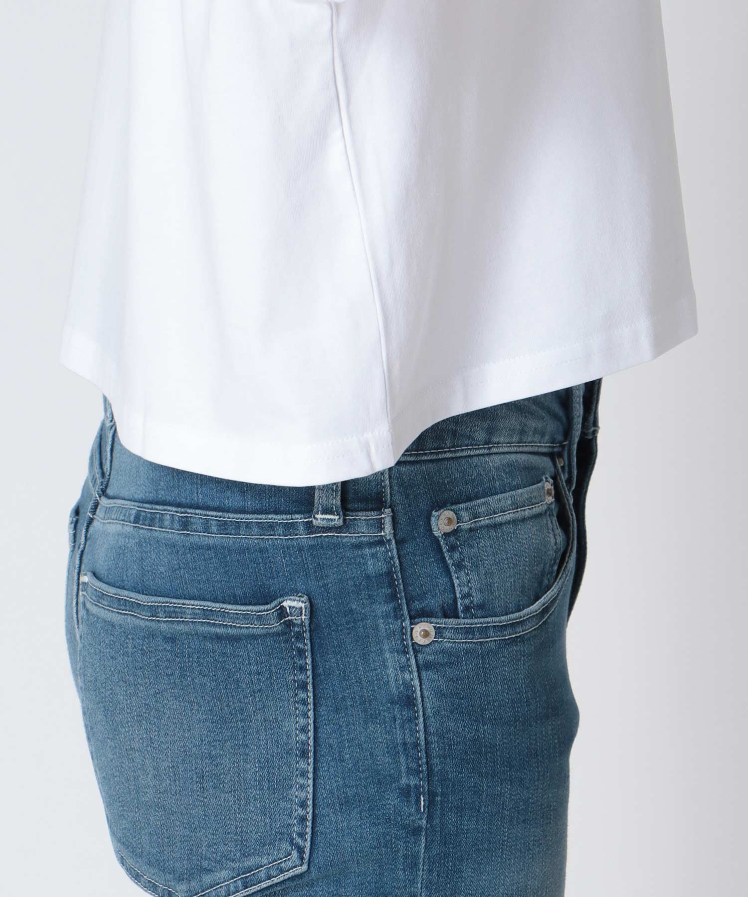 【BLACK SCORE】STICK CHAPPELL クロップドTシャツ