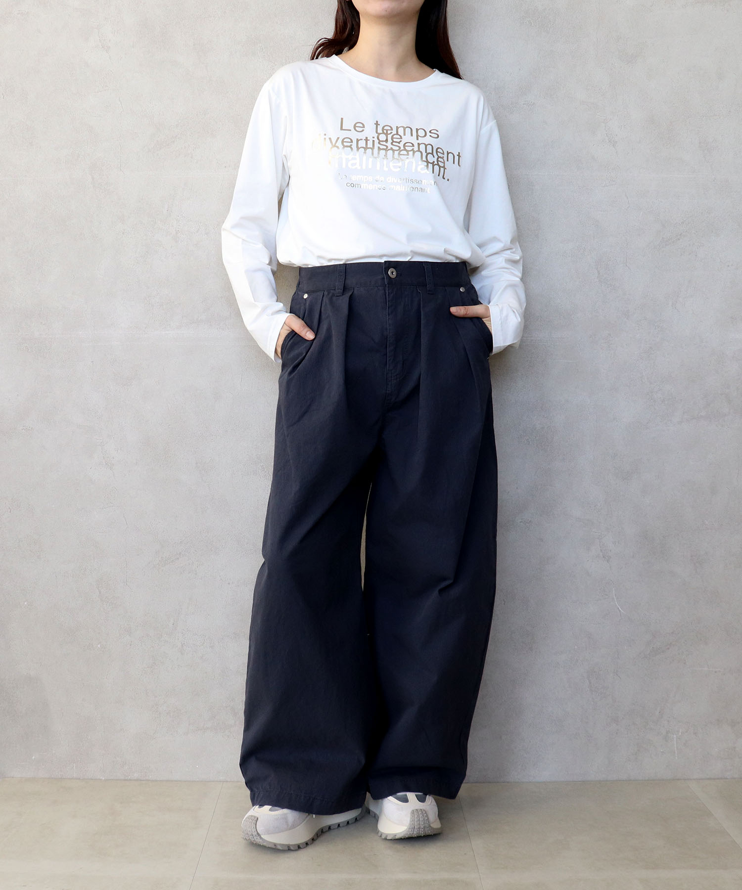 ボリュームタックワイドパンツ