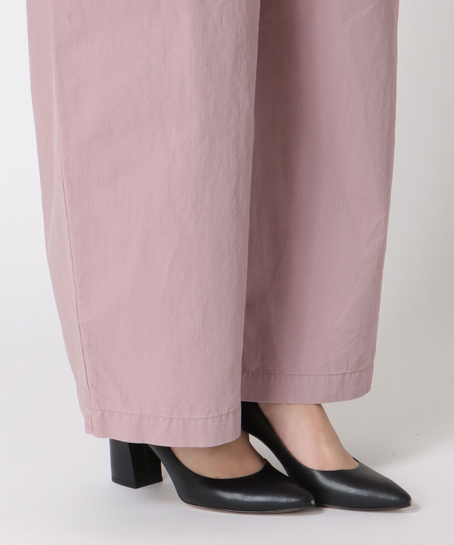 ボリュームタックワイドパンツ