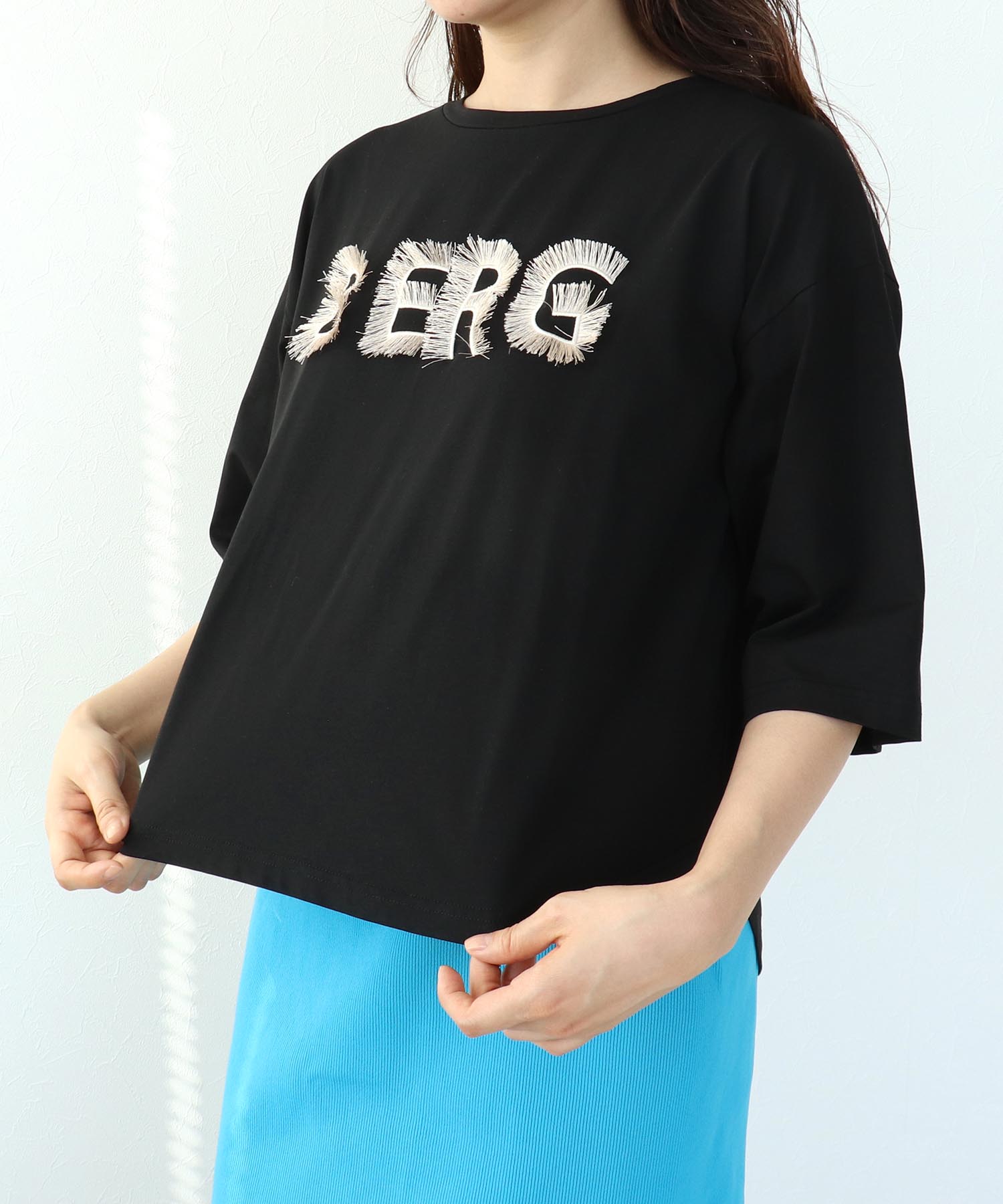 フリンジロゴTシャツ