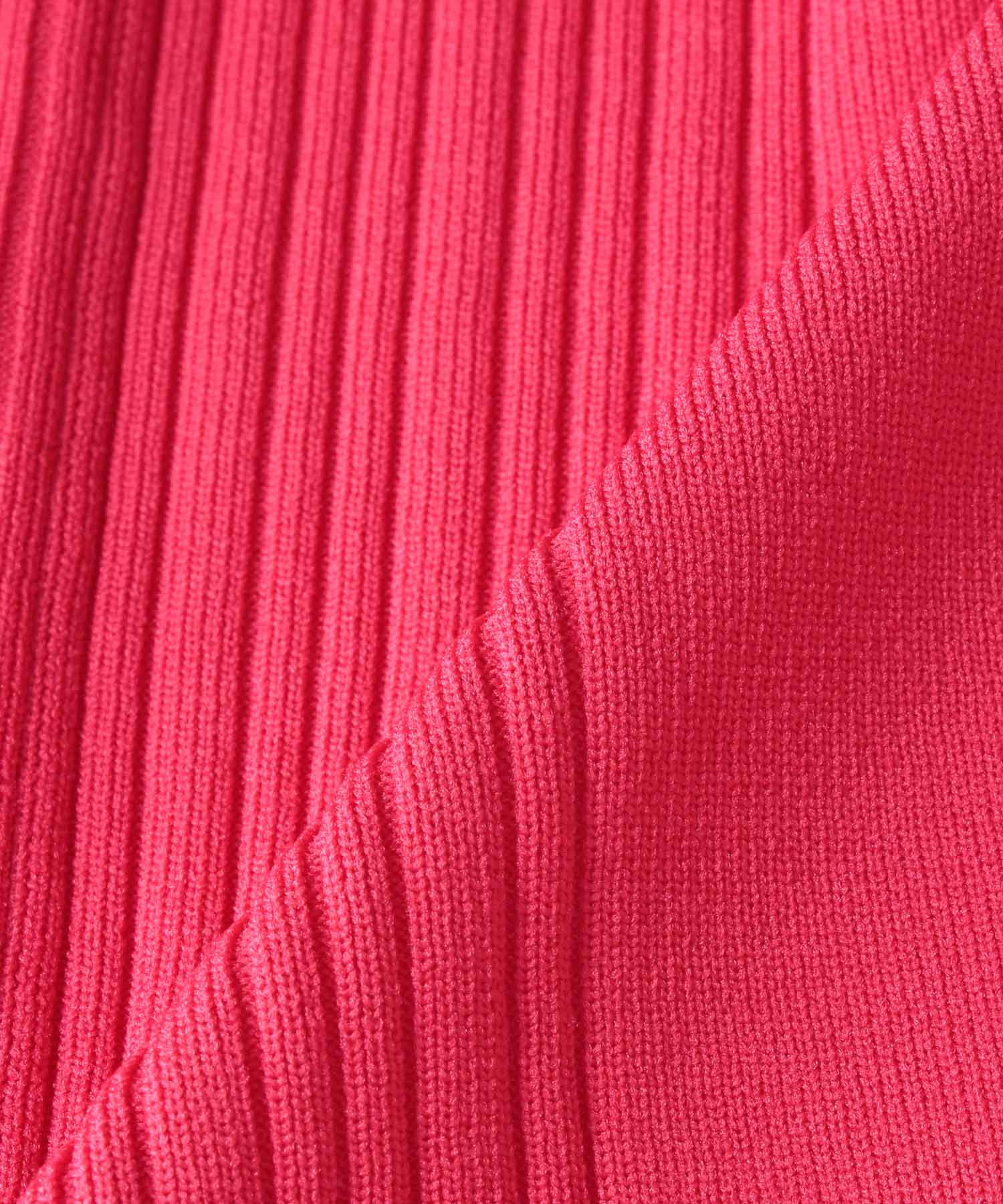 超軽量編柄ロゴZIPブルゾン