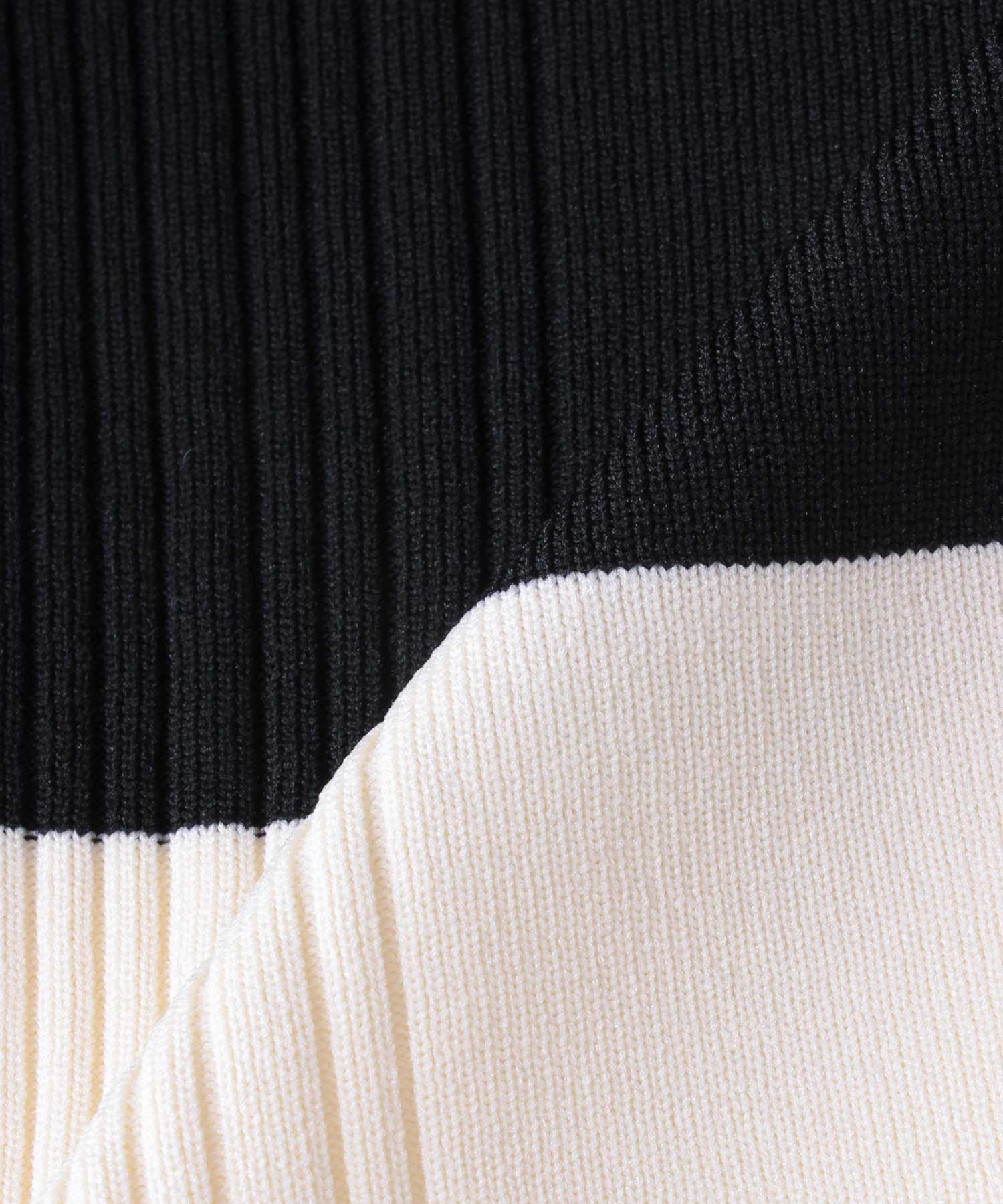 超軽量編柄ロゴZIPブルゾン