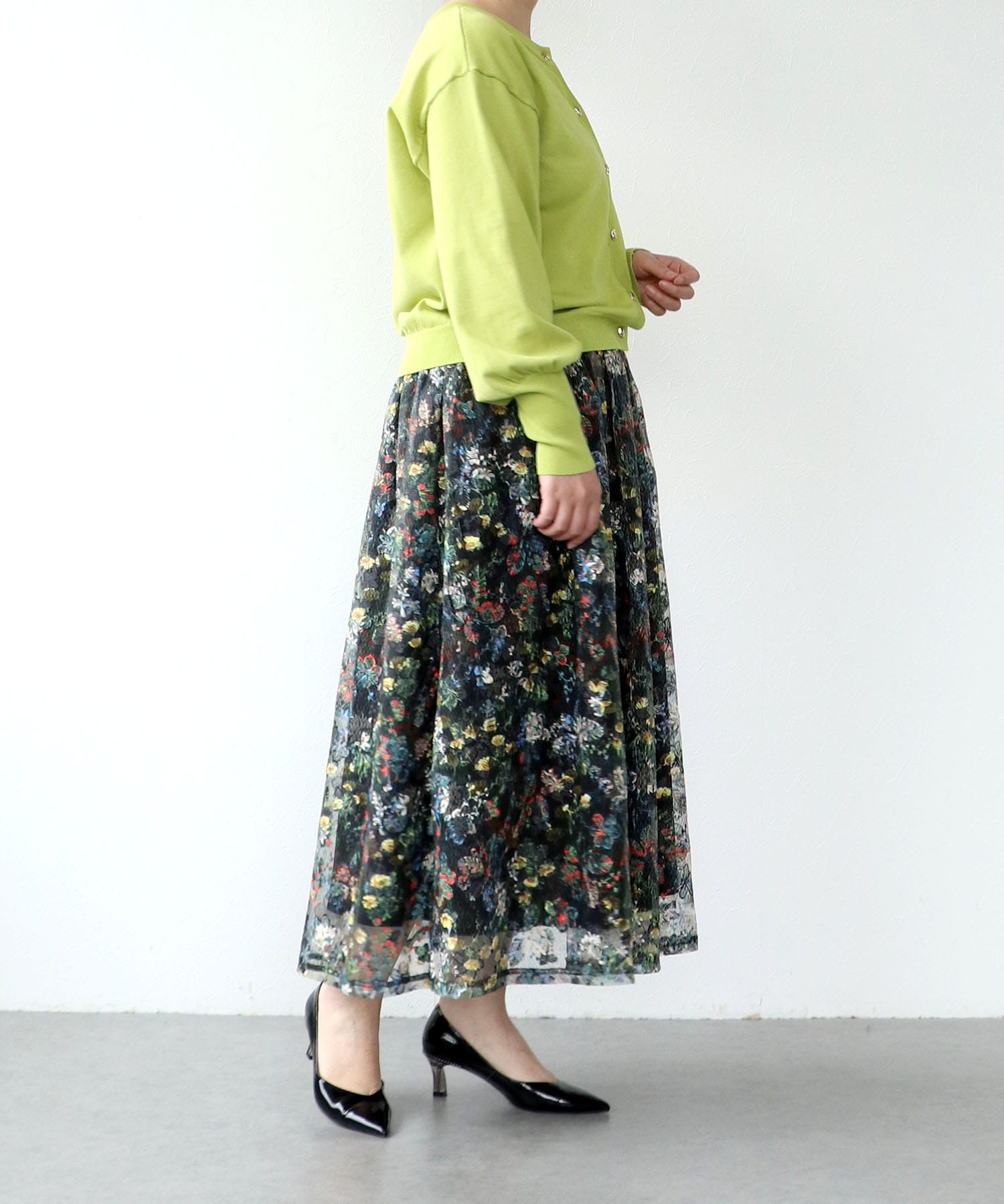 フラワーレーススカート