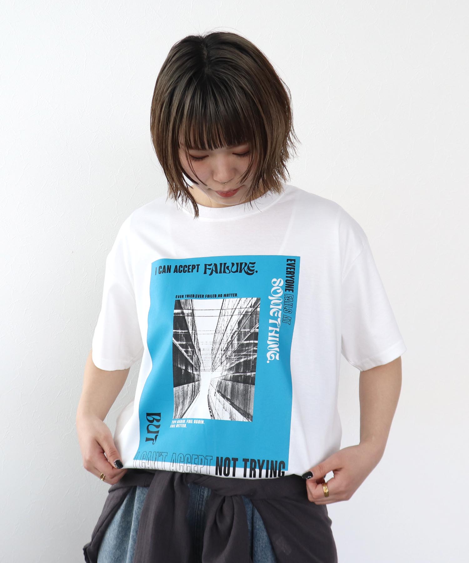 【RISLEY】カラーグラフィックＴシャツ