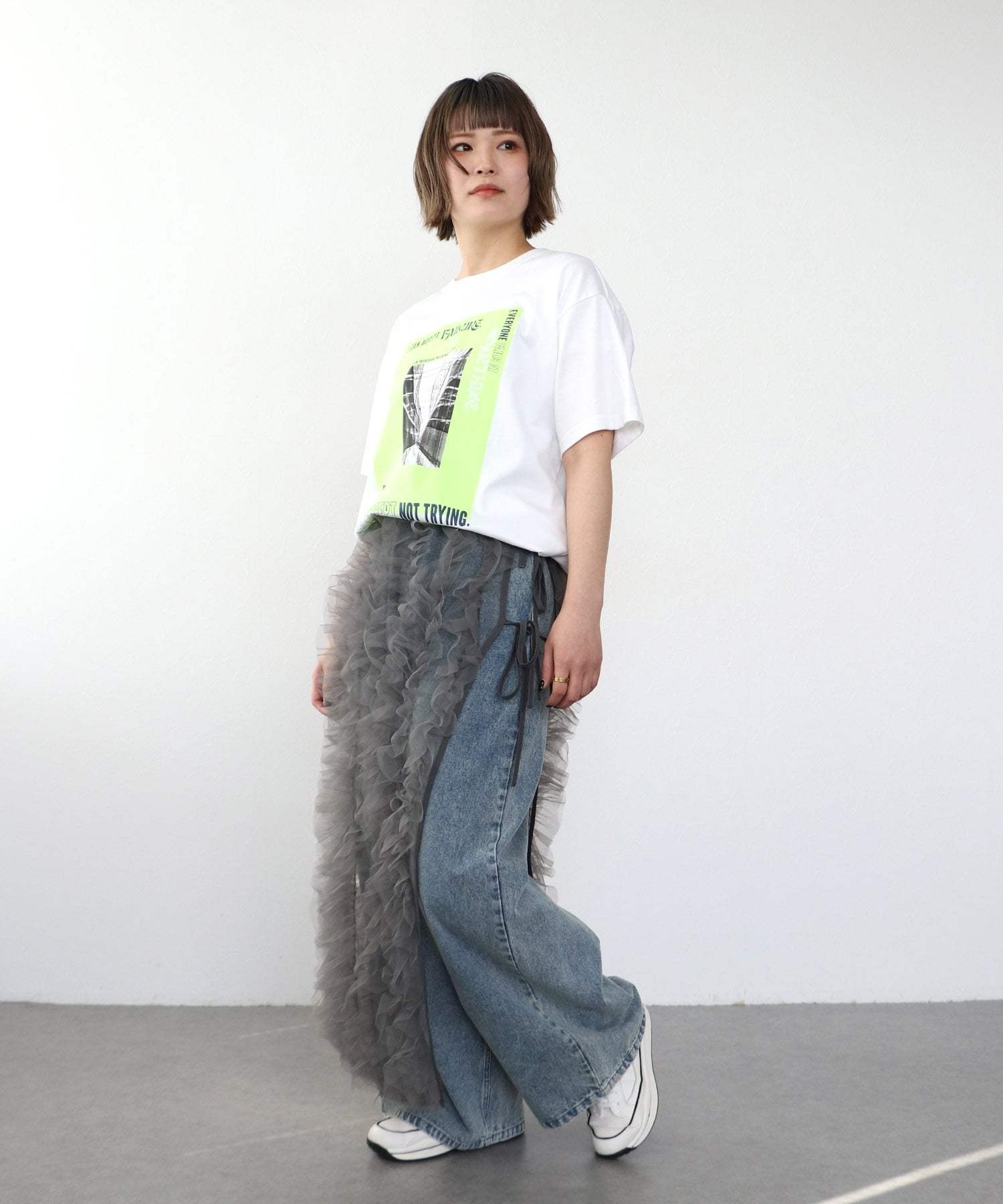 【RISLEY】カラーグラフィックＴシャツ