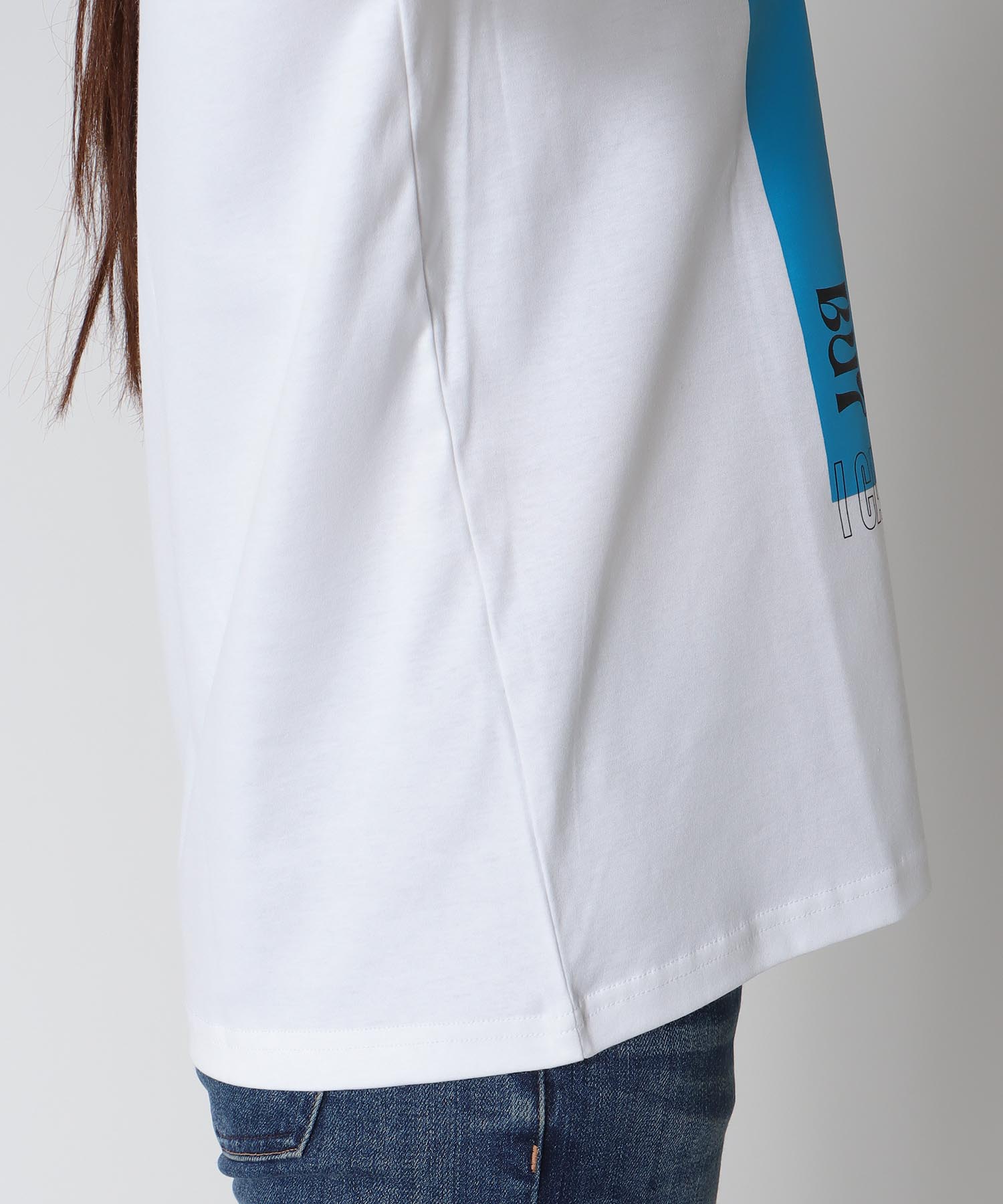 【RISLEY】カラーグラフィックＴシャツ