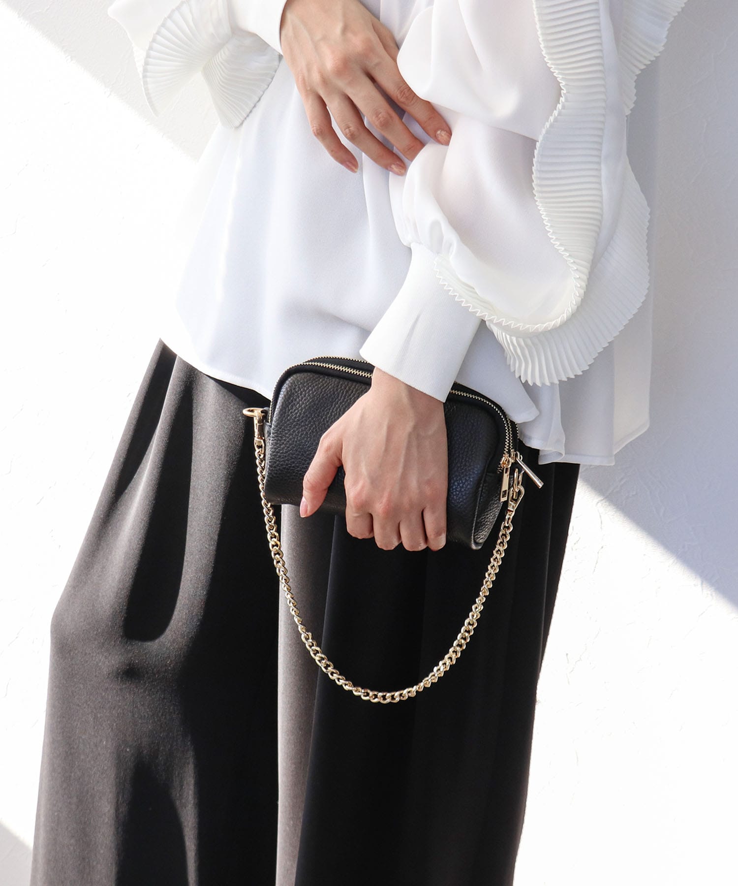 牛床革ミニショルダーバッグ