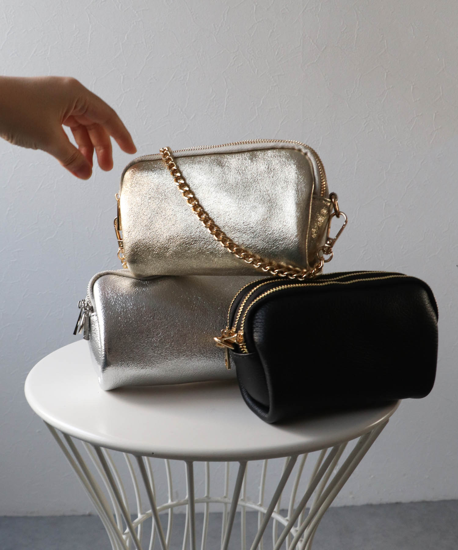 牛床革ミニショルダーバッグ