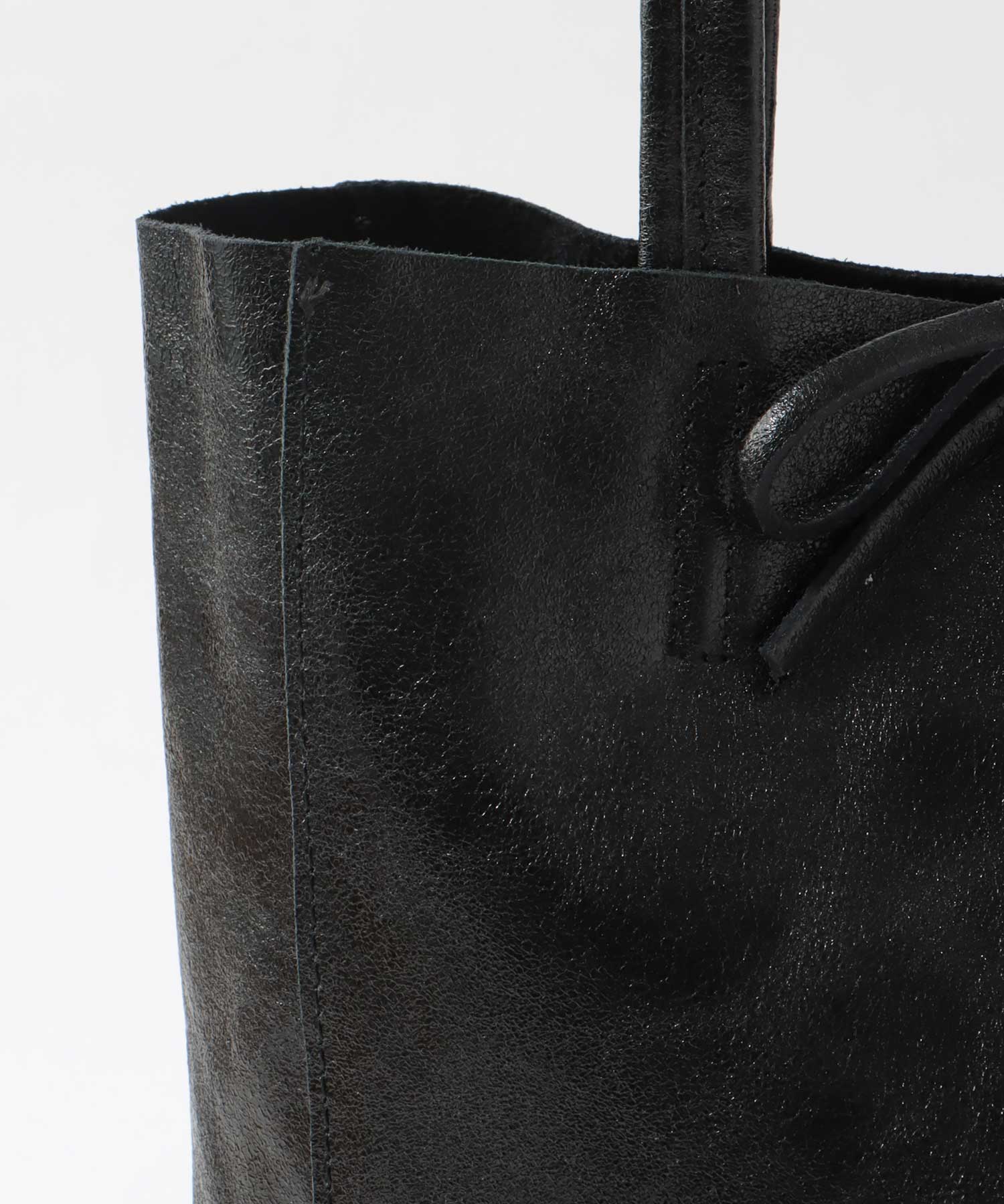 牛床革メタリックミドルトート