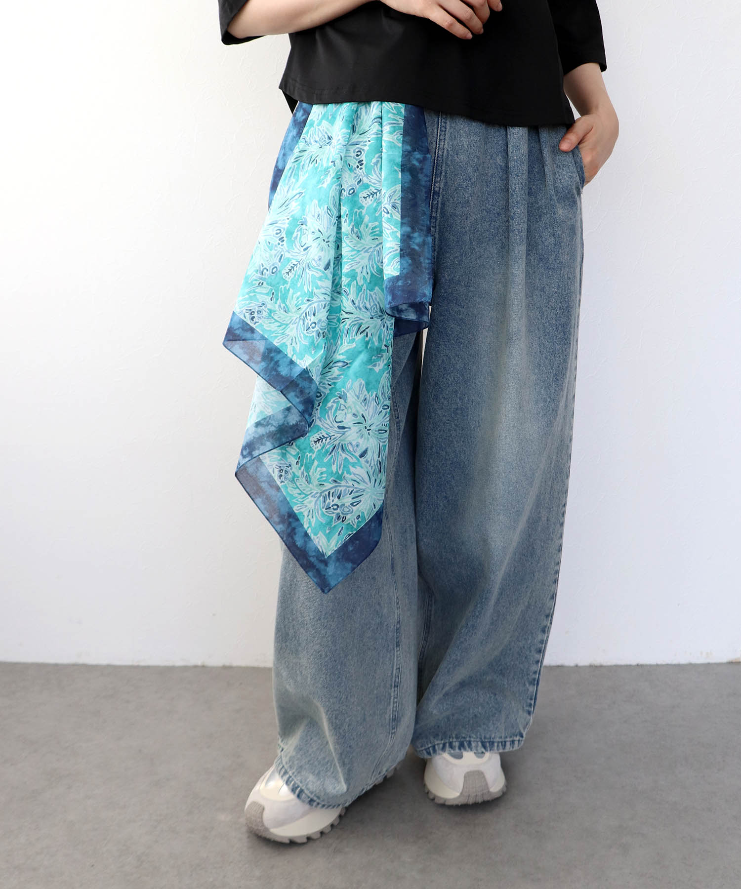 フラワーアソートプリントスカーフ