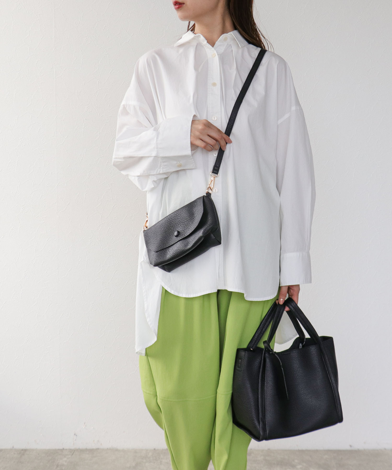 【cache cache】ミニショルダー付ソフトフェイクレザーバッグ