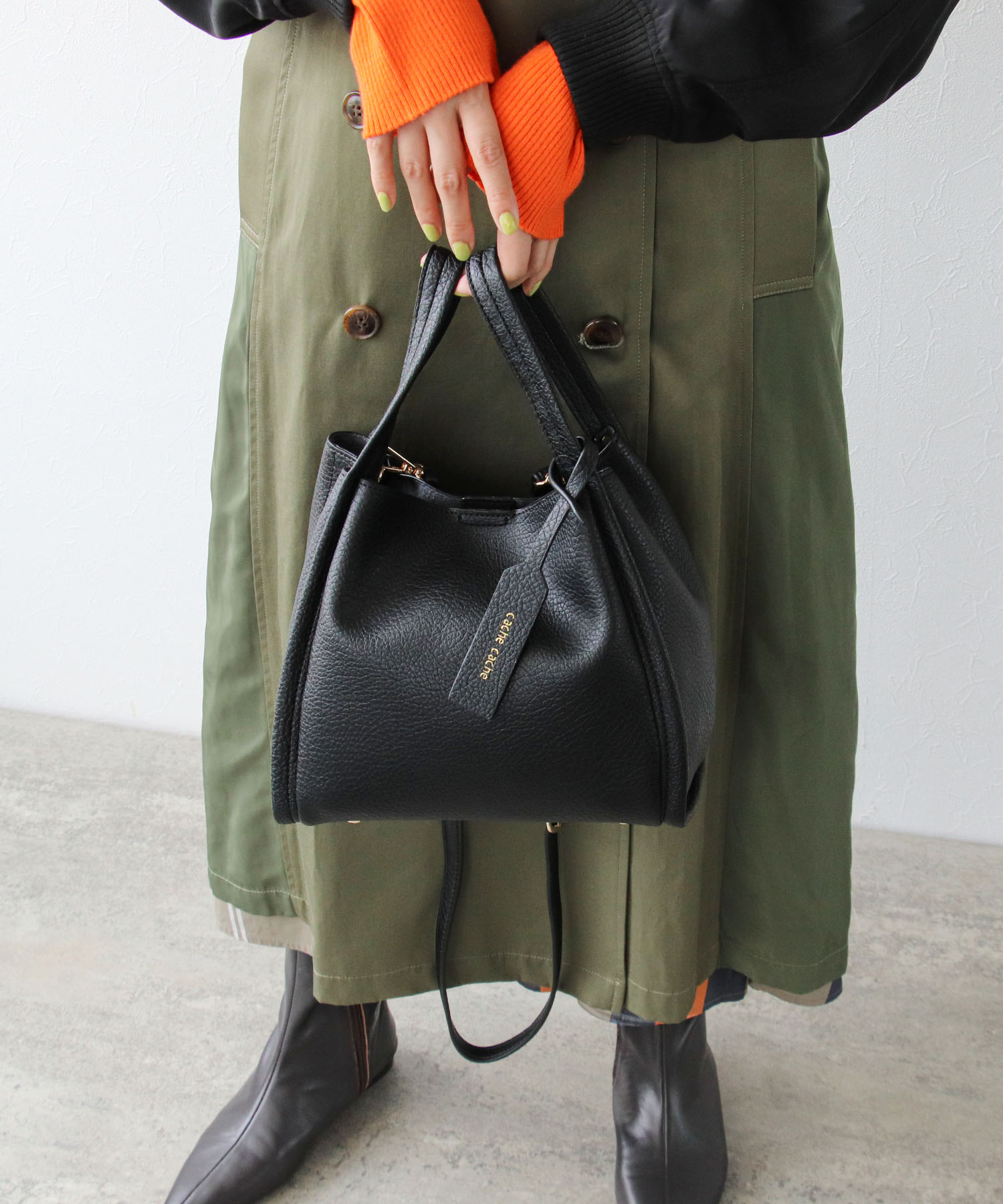 【cache cache】ミニショルダー付ソフトフェイクレザーバッグ