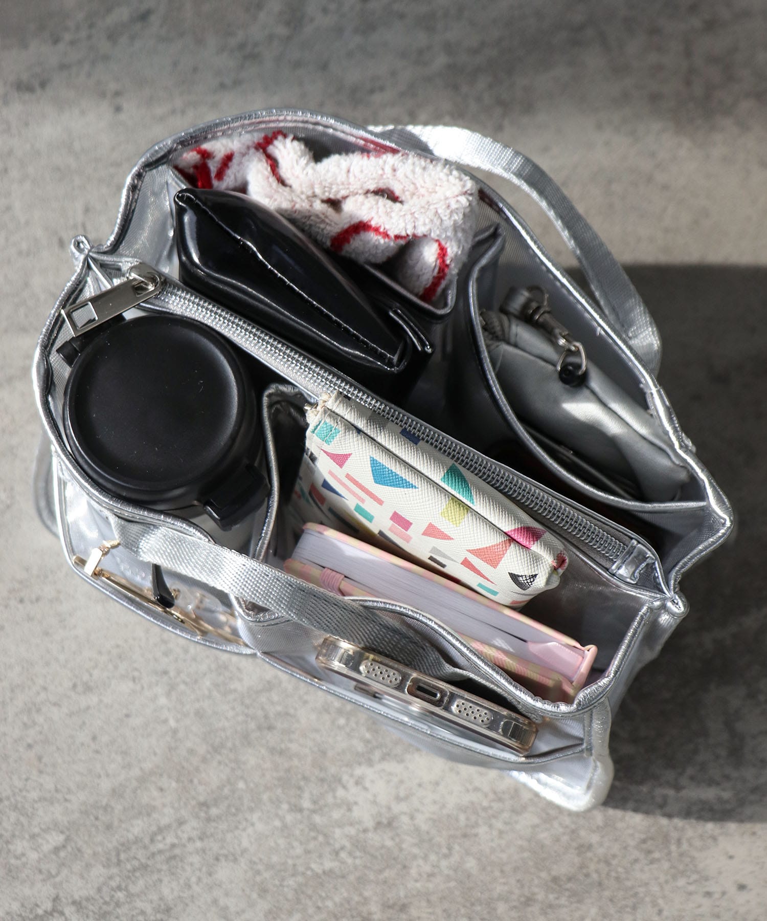 メタリックチュールバッグインバッグ