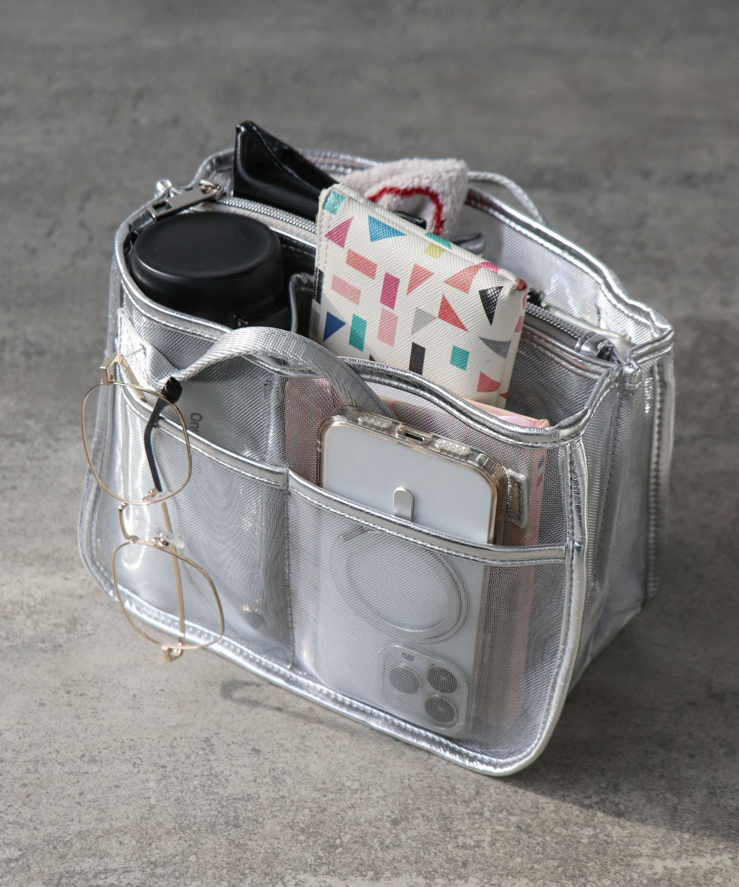 メタリックチュールバッグインバッグ