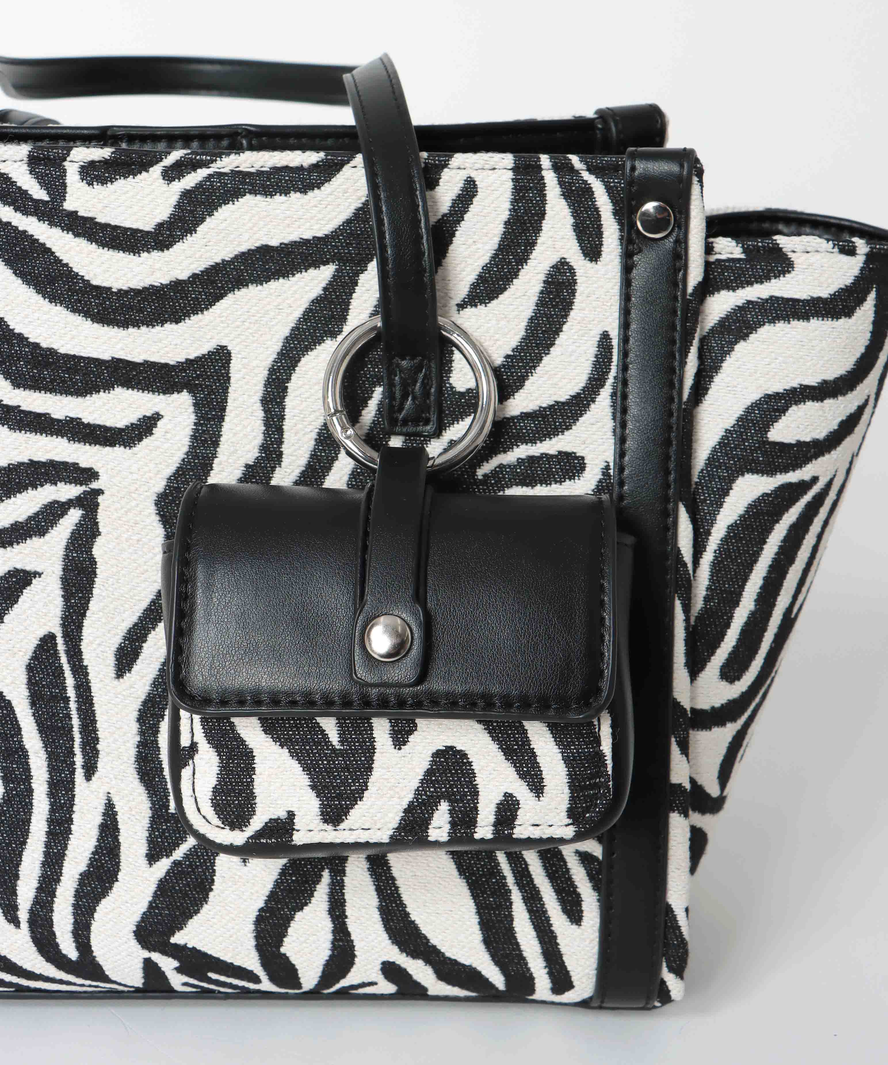 ミニポーチ付きゼブラトート