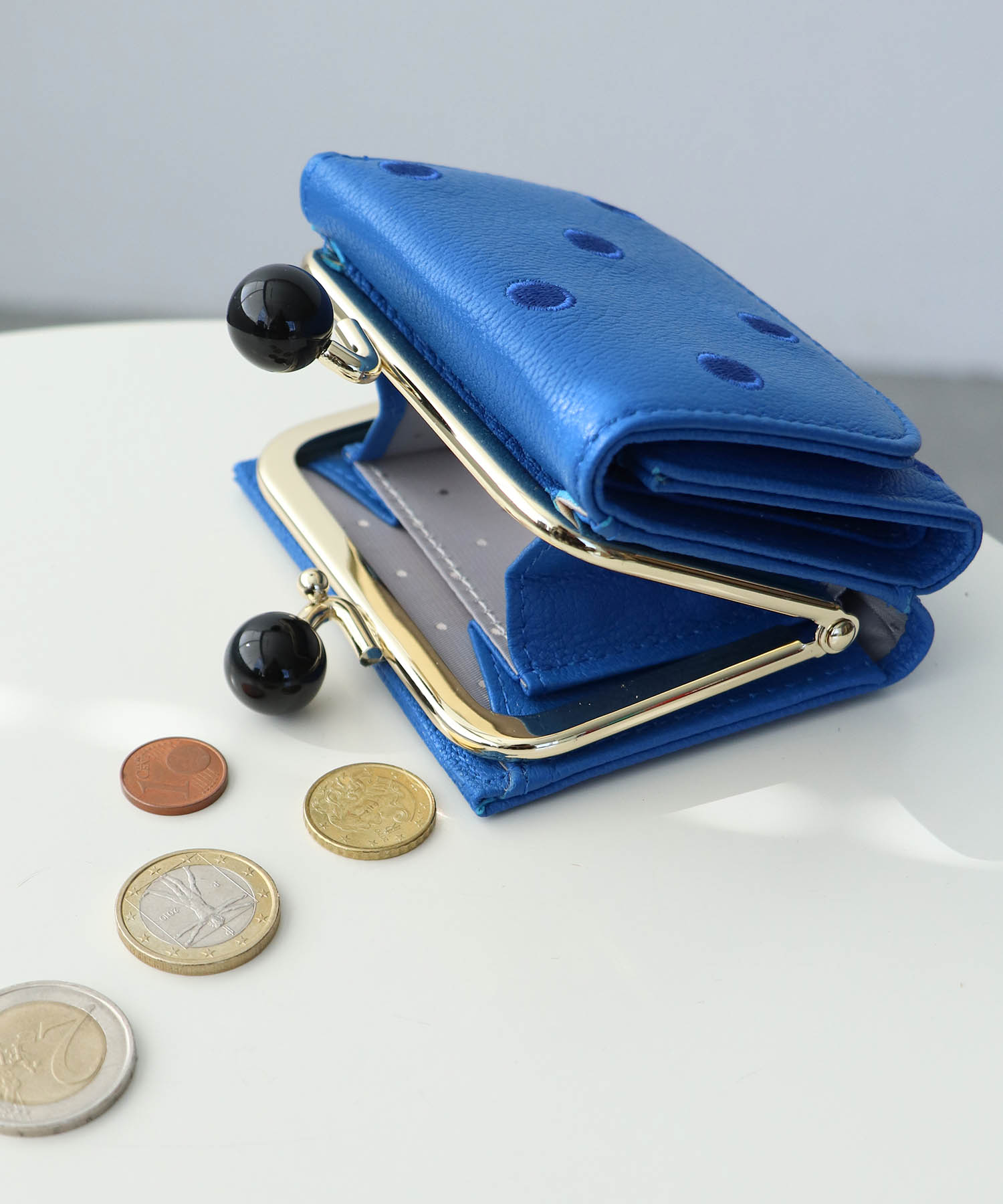 【perche】山羊革三つ折りウォレット