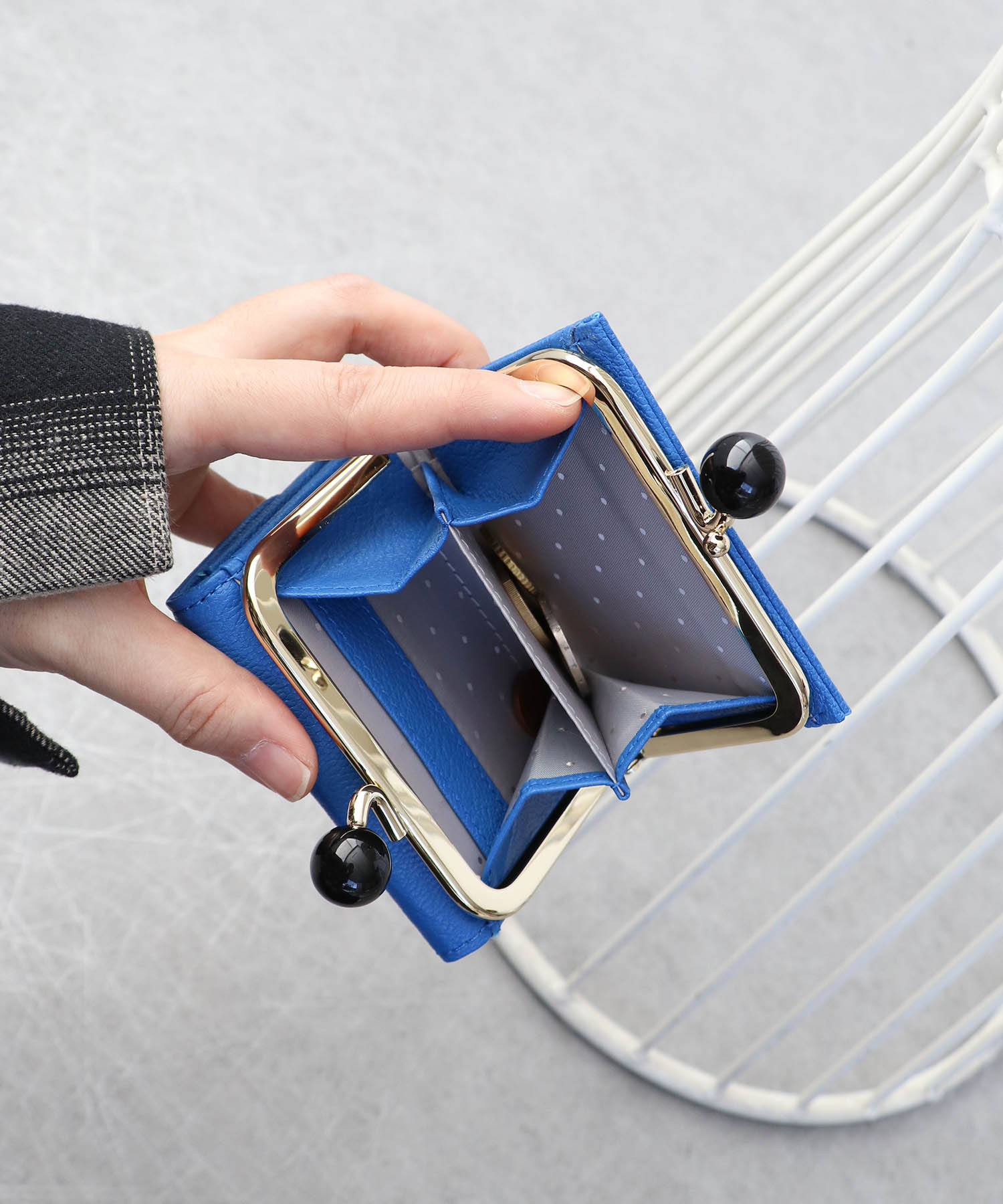 【perche】山羊革三つ折りウォレット