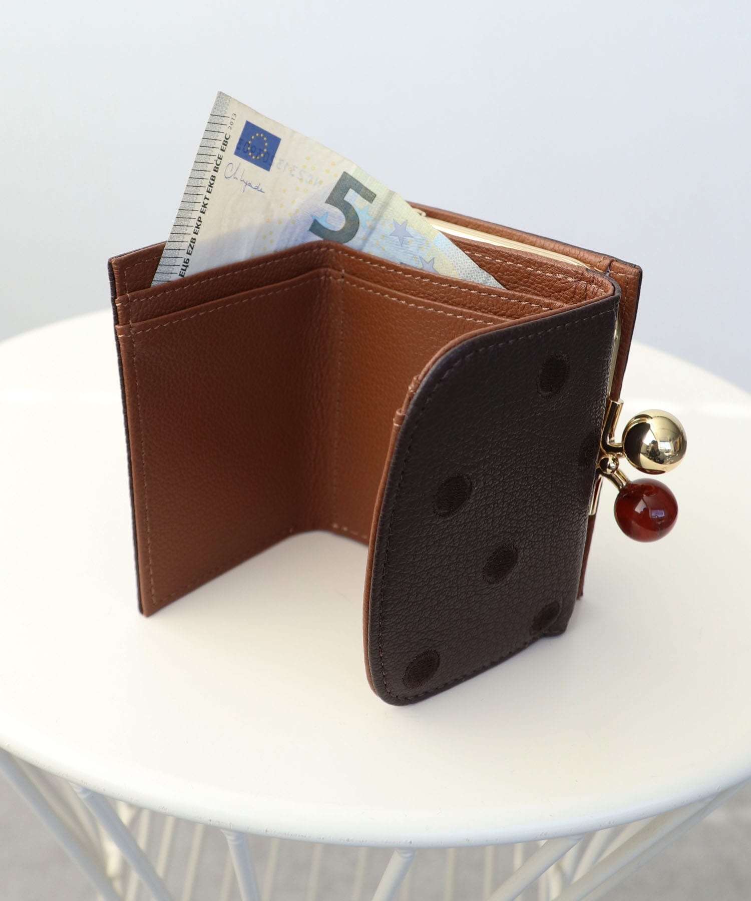 【perche】山羊革三つ折りウォレット