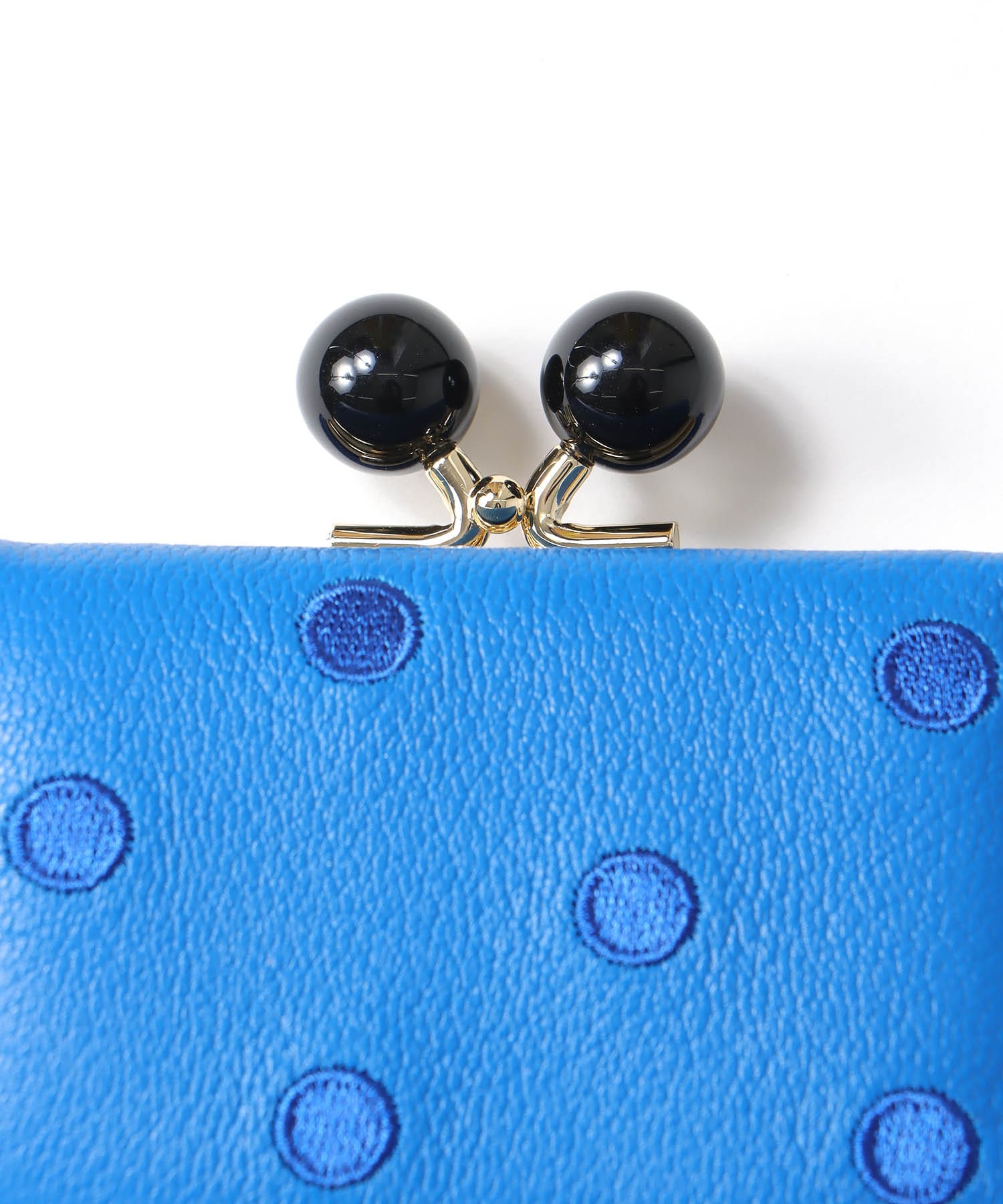 【perche】山羊革三つ折りウォレット