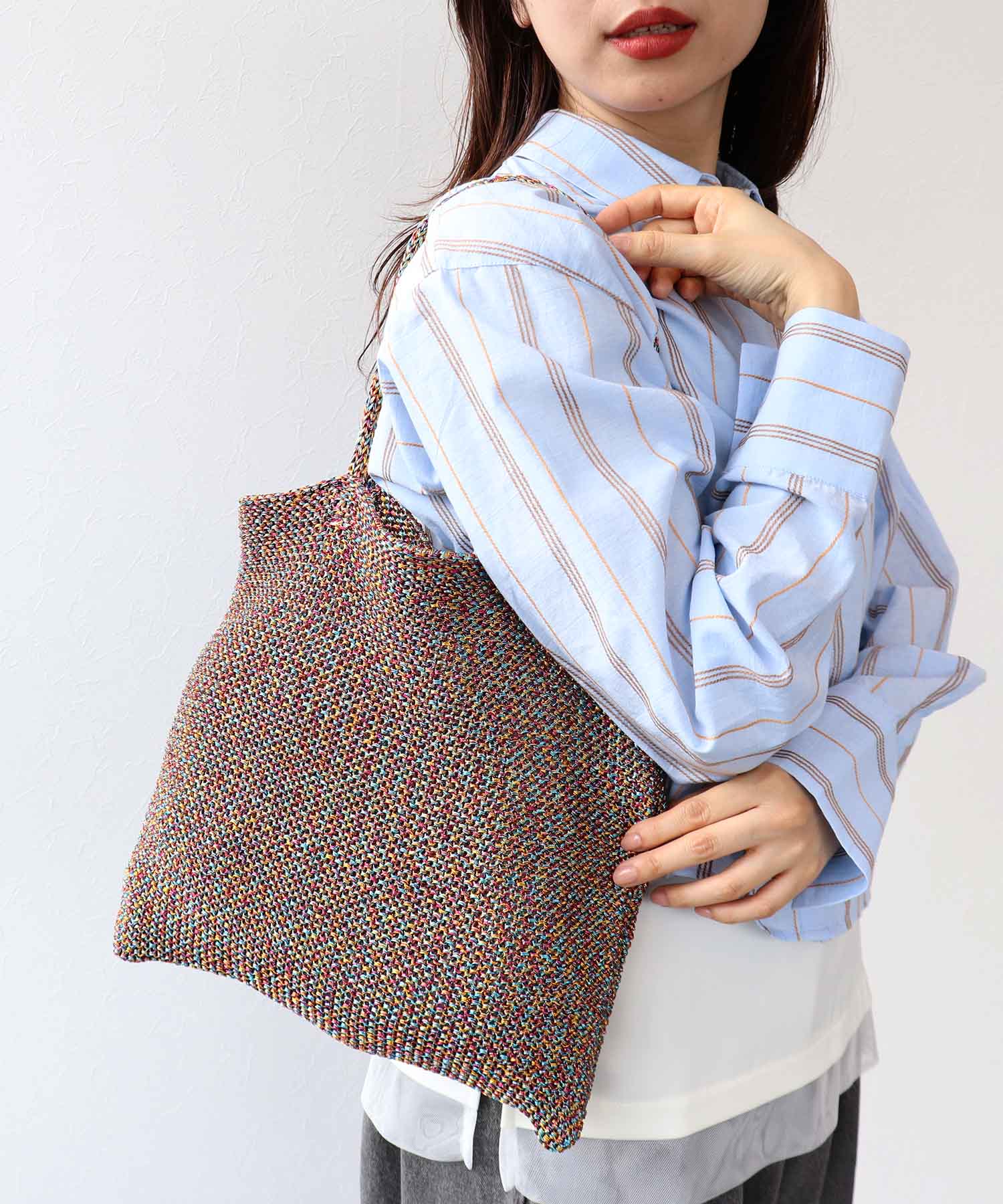 ラメ糸編みトート