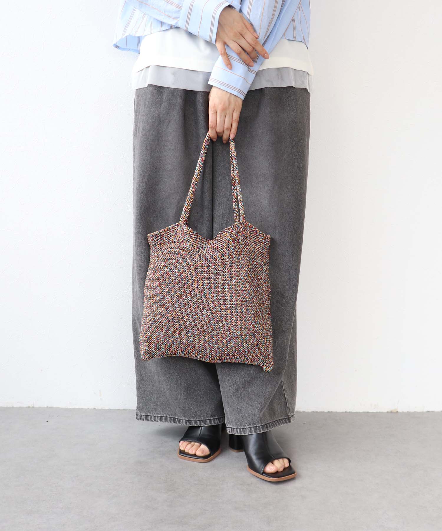 ラメ糸編みトート