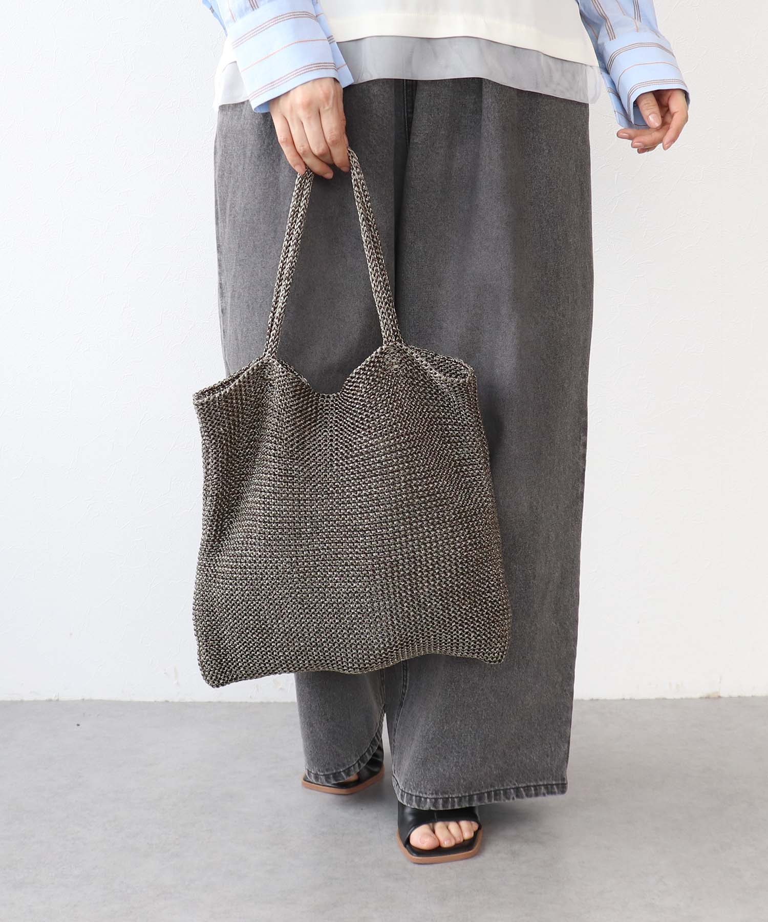 ラメ糸編みトート