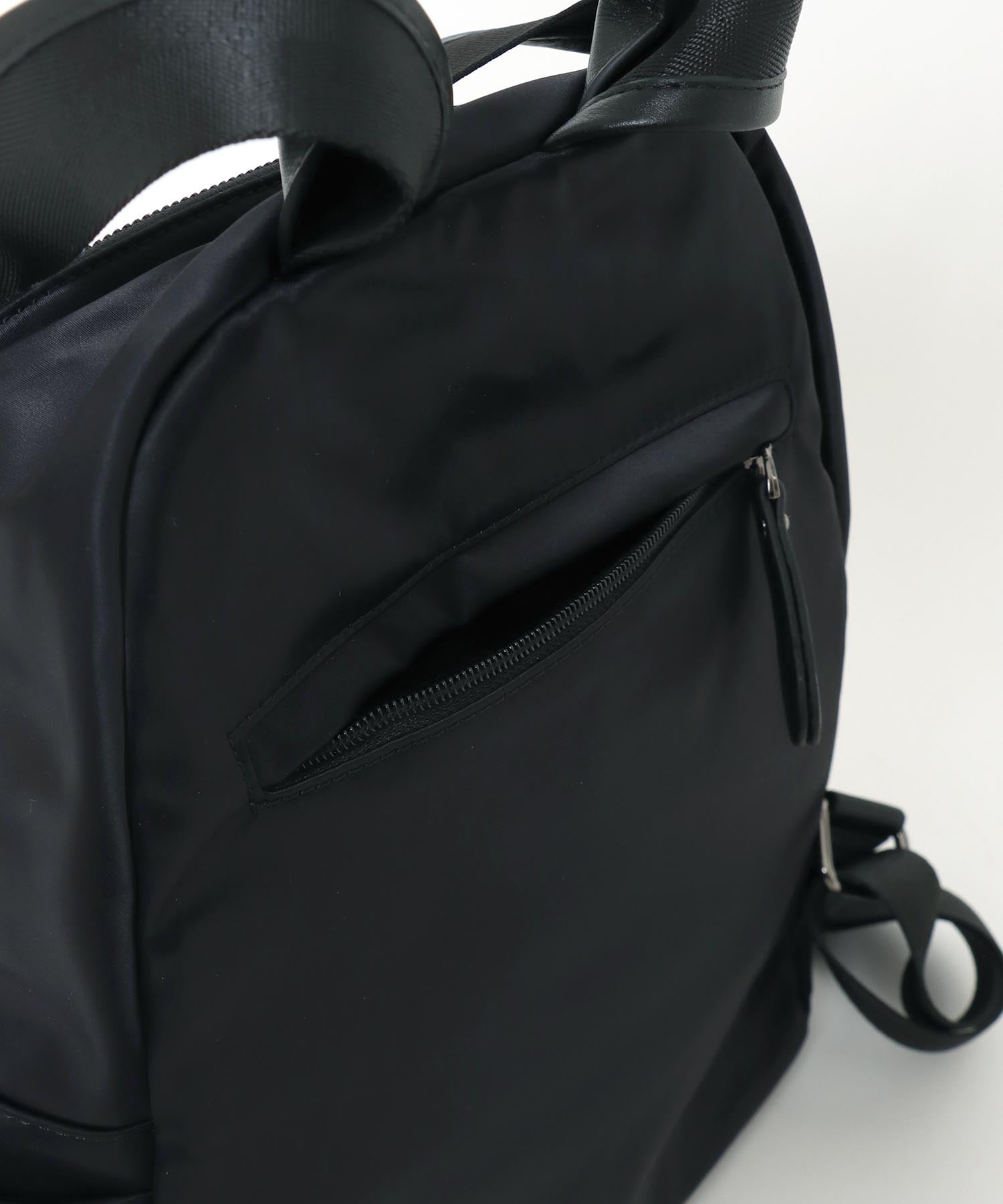 牛革×ナイロンフラップリュック