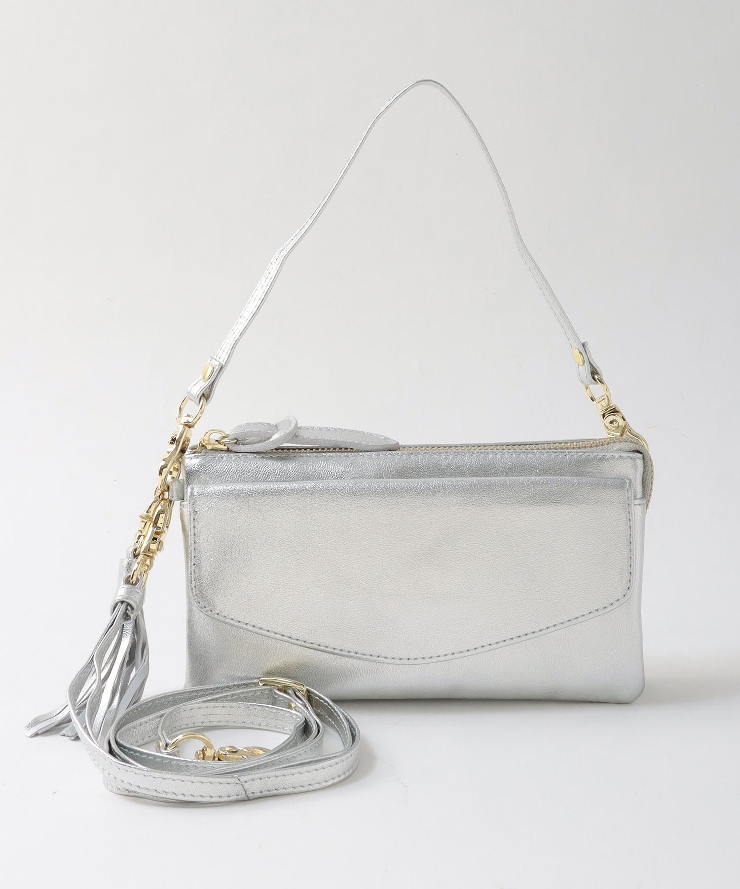 ラムレザータッセル付お財布ショルダー