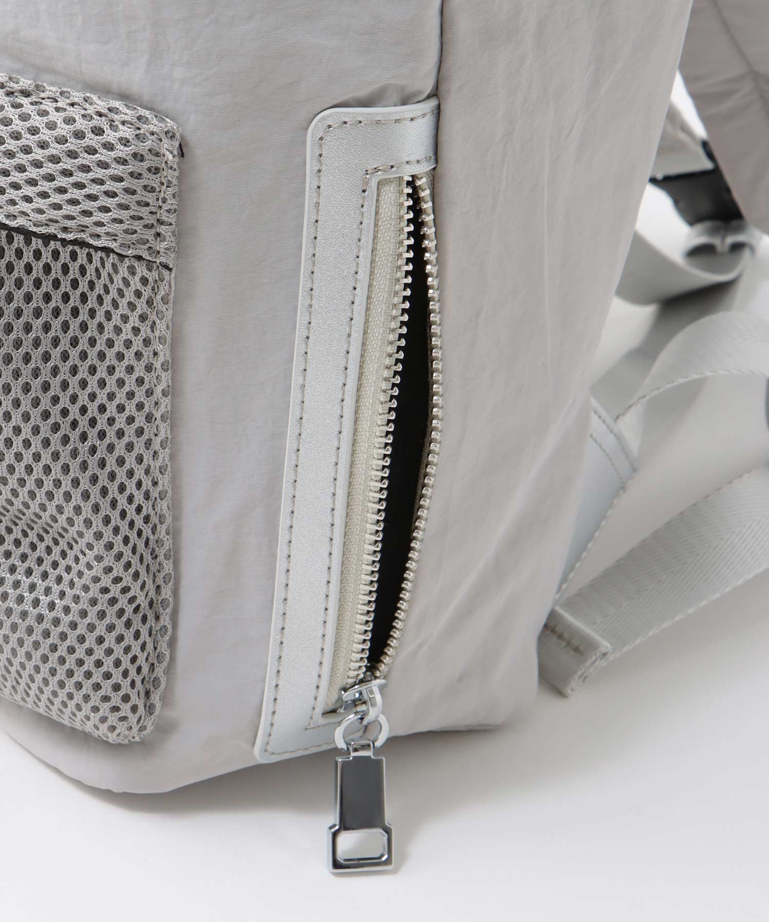 撥水ナイロン2Wayリュック