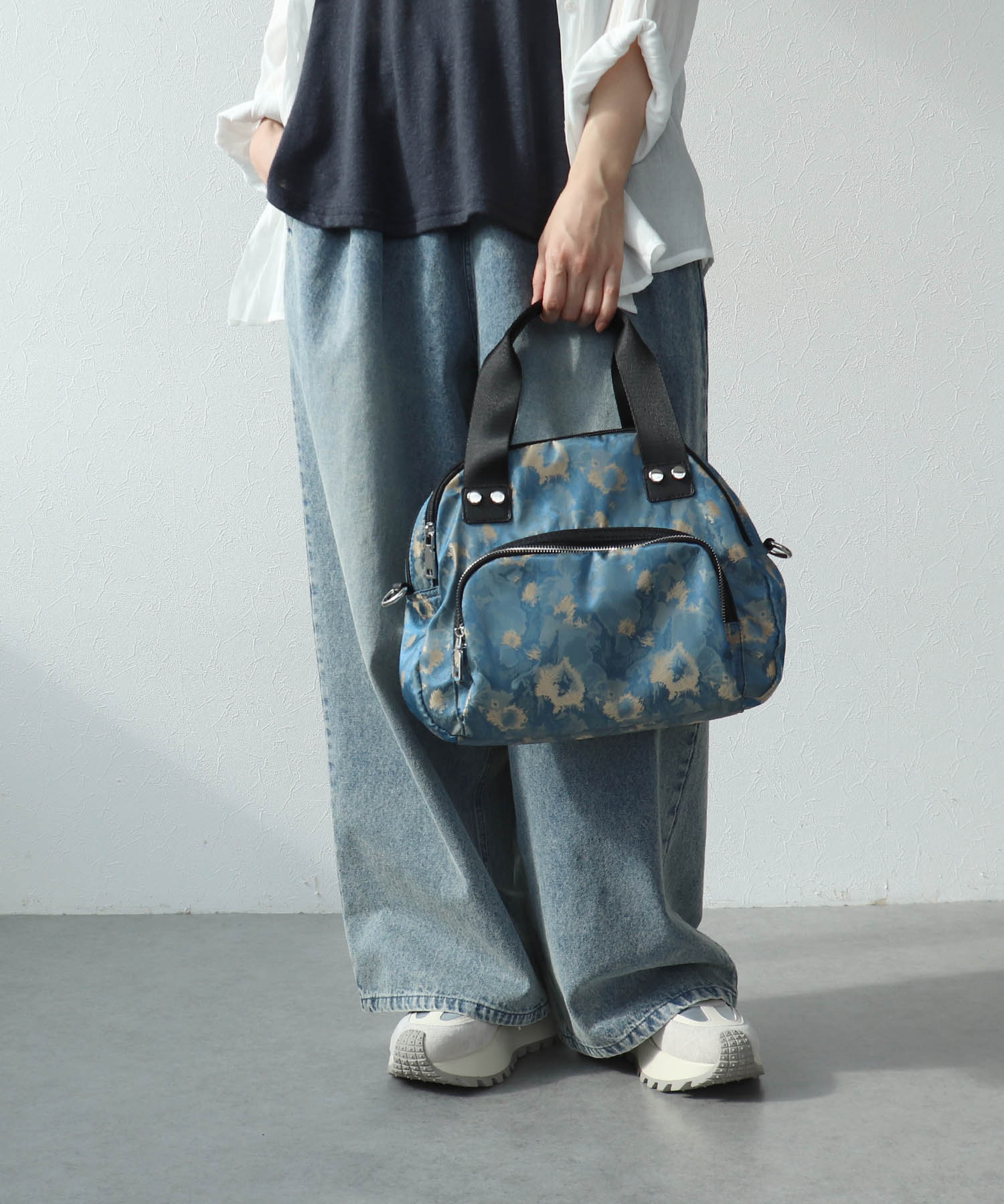 ナイロンジャガードプリントラウンドミニボストン