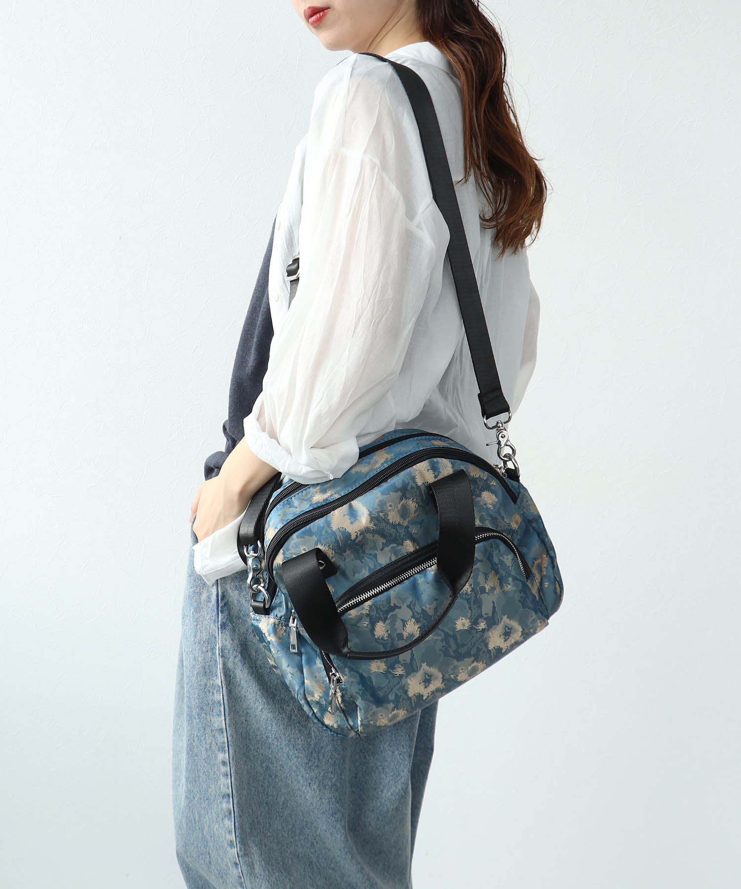 ナイロンジャガードプリントラウンドミニボストン