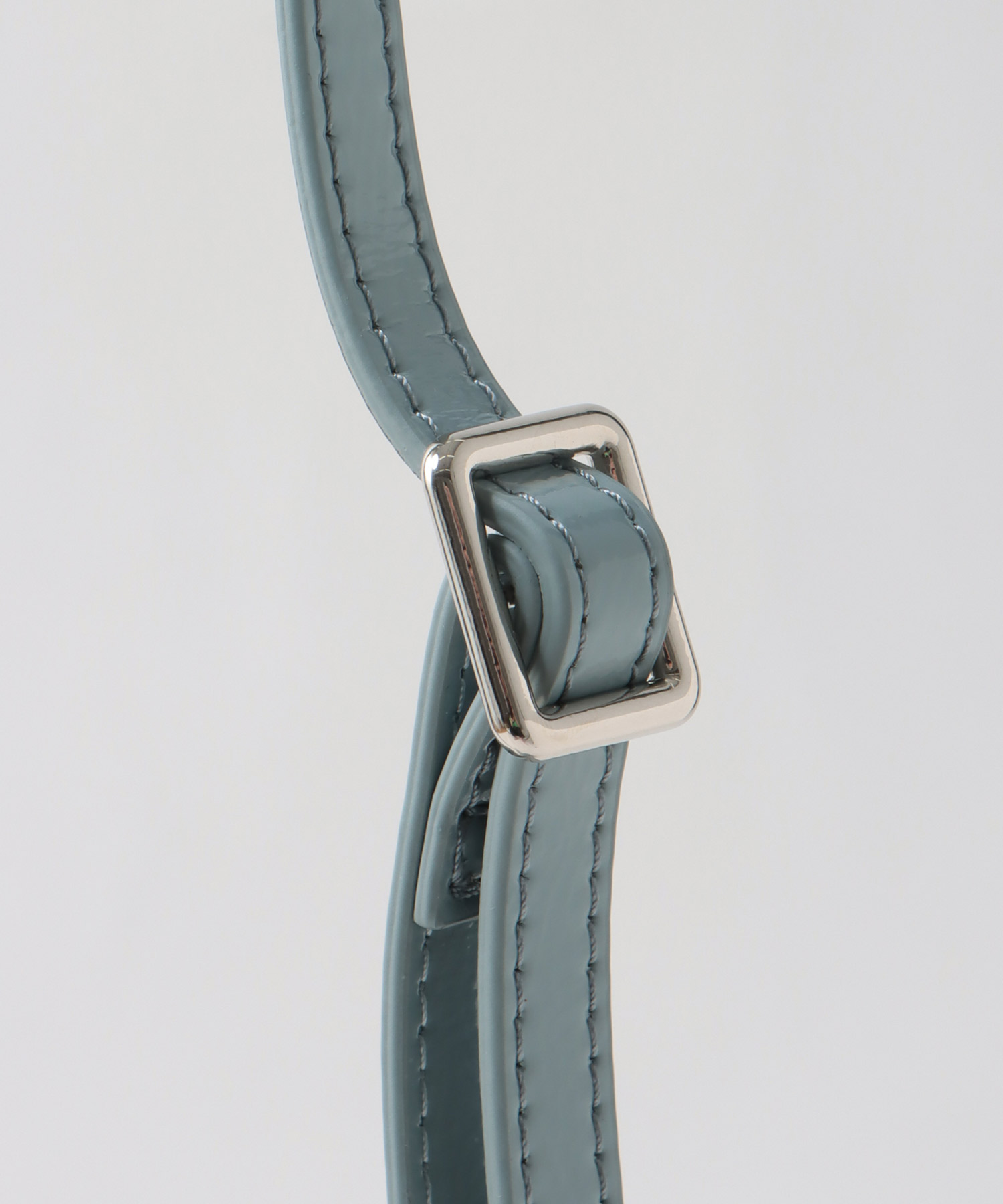 牛革ソフトエナメルミニバッグ