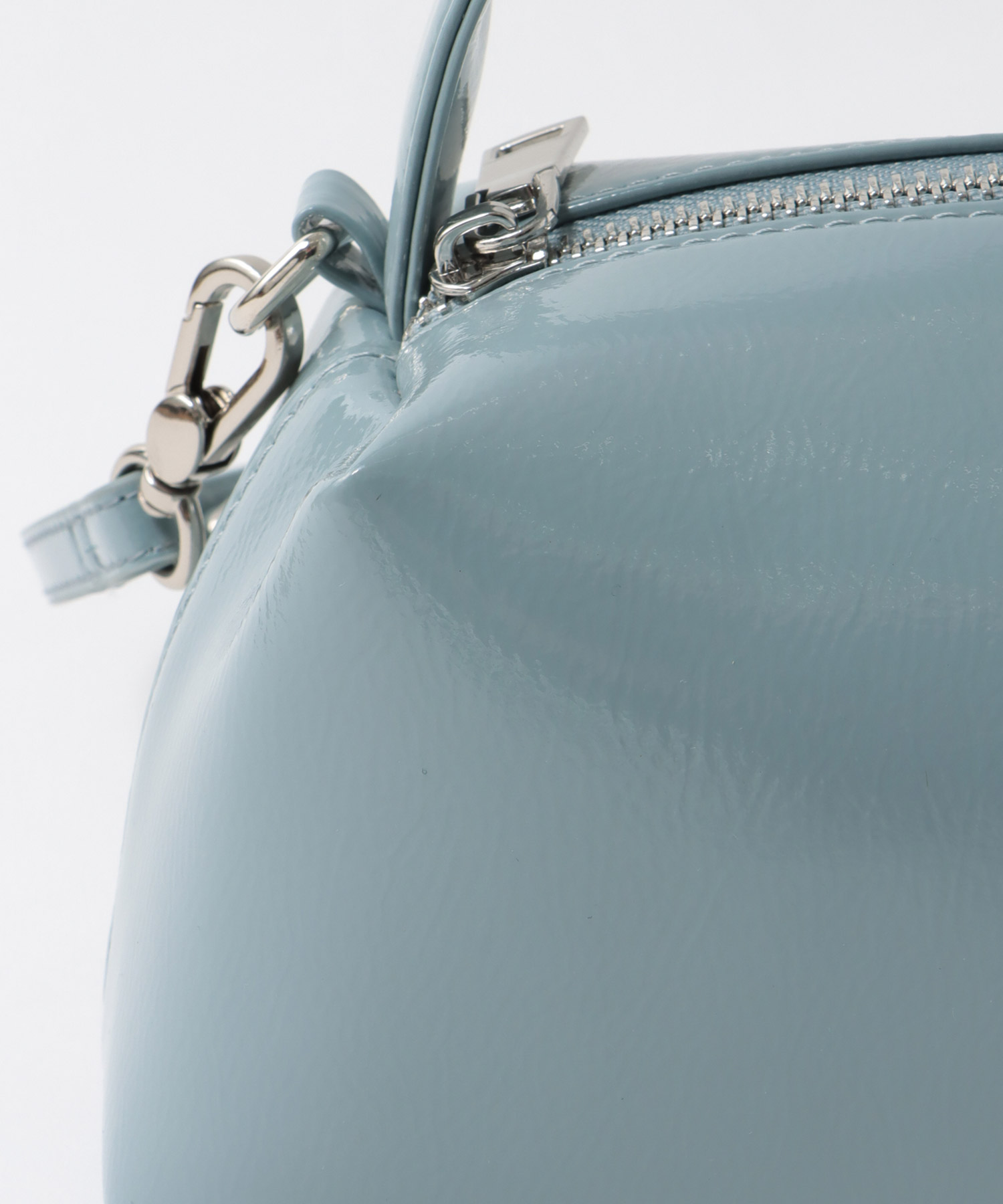 牛革ソフトエナメルミニバッグ