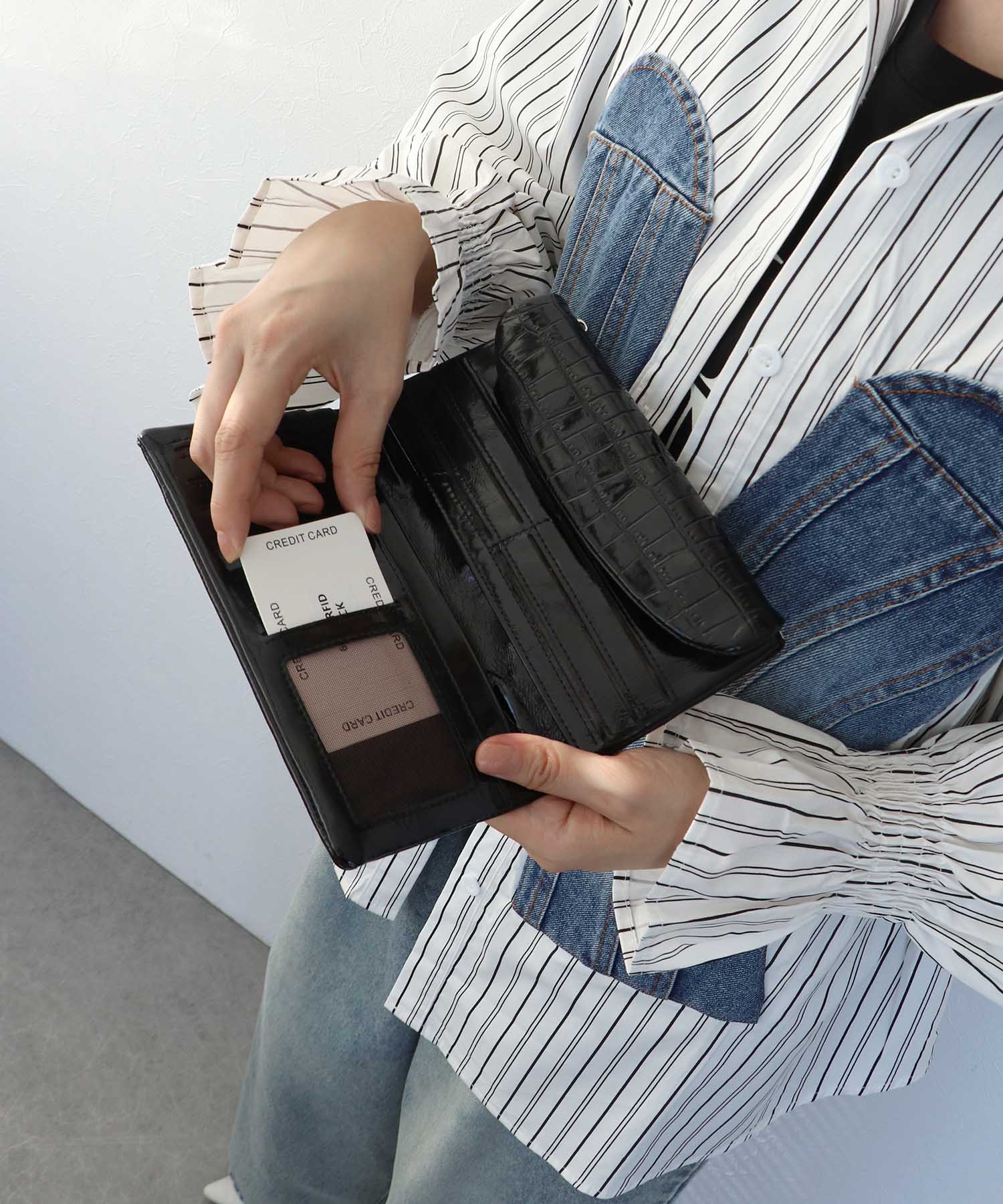 牛革クロコ型押し長財布