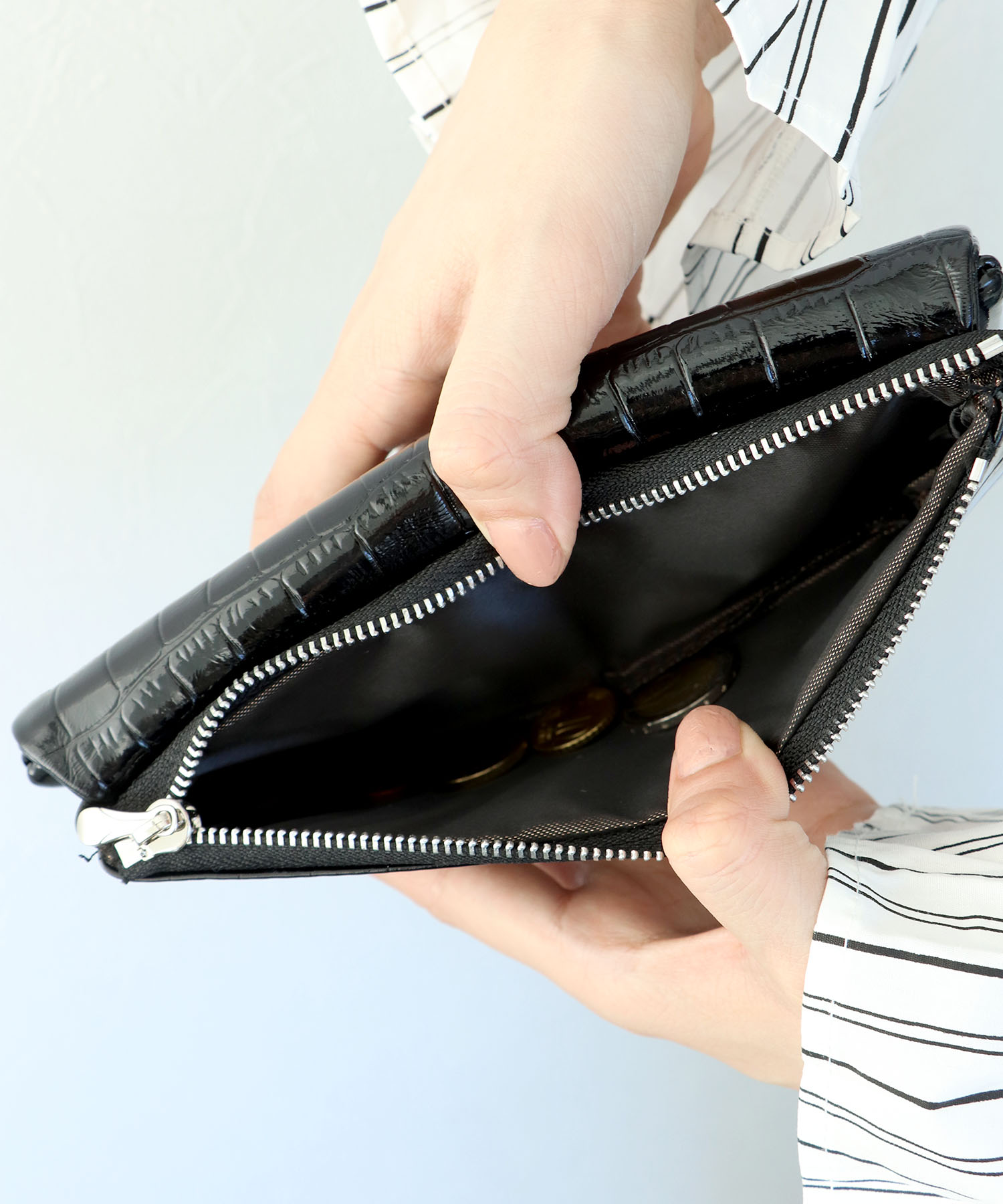 牛革クロコ型押し長財布