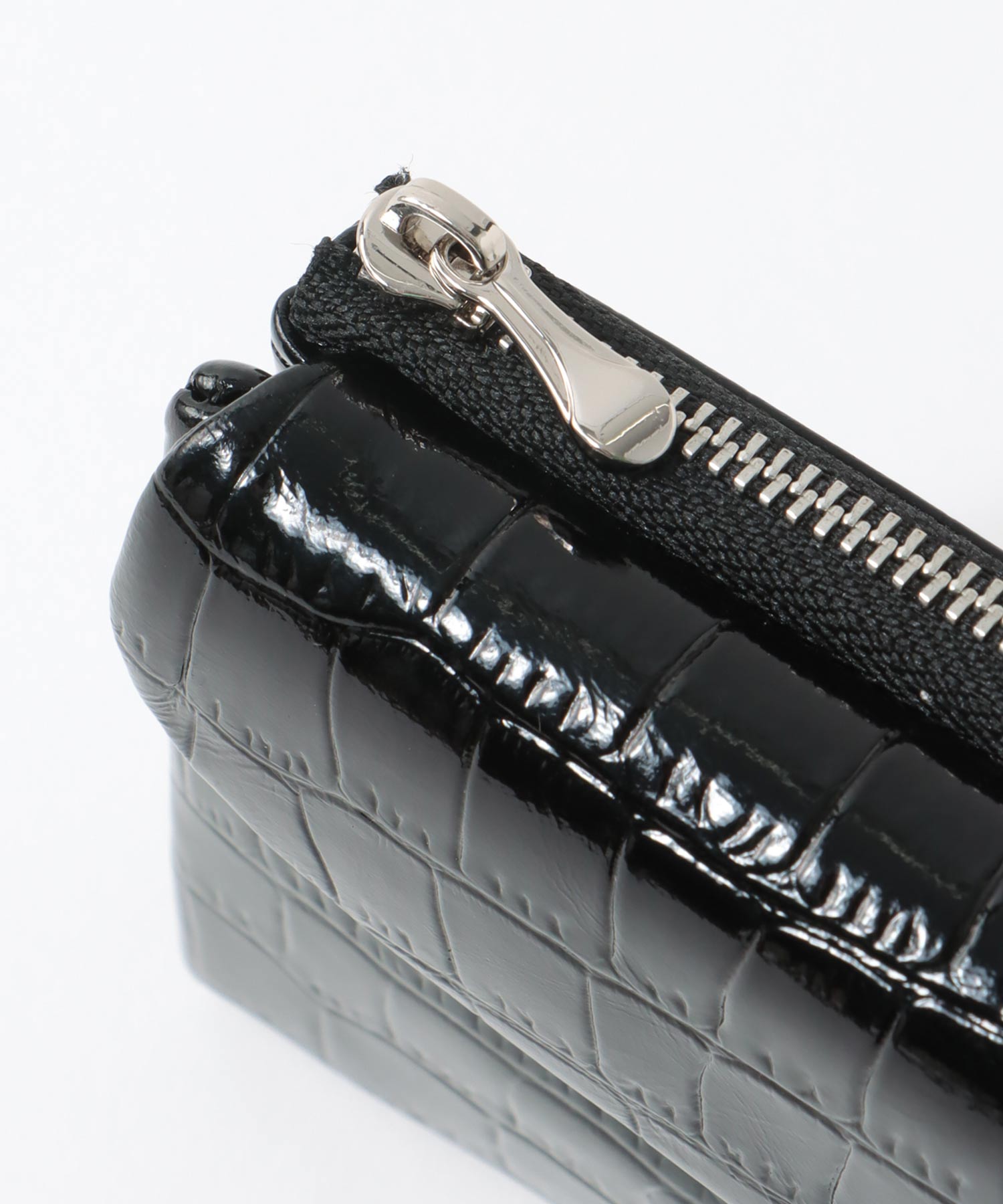 牛革クロコ型押し長財布