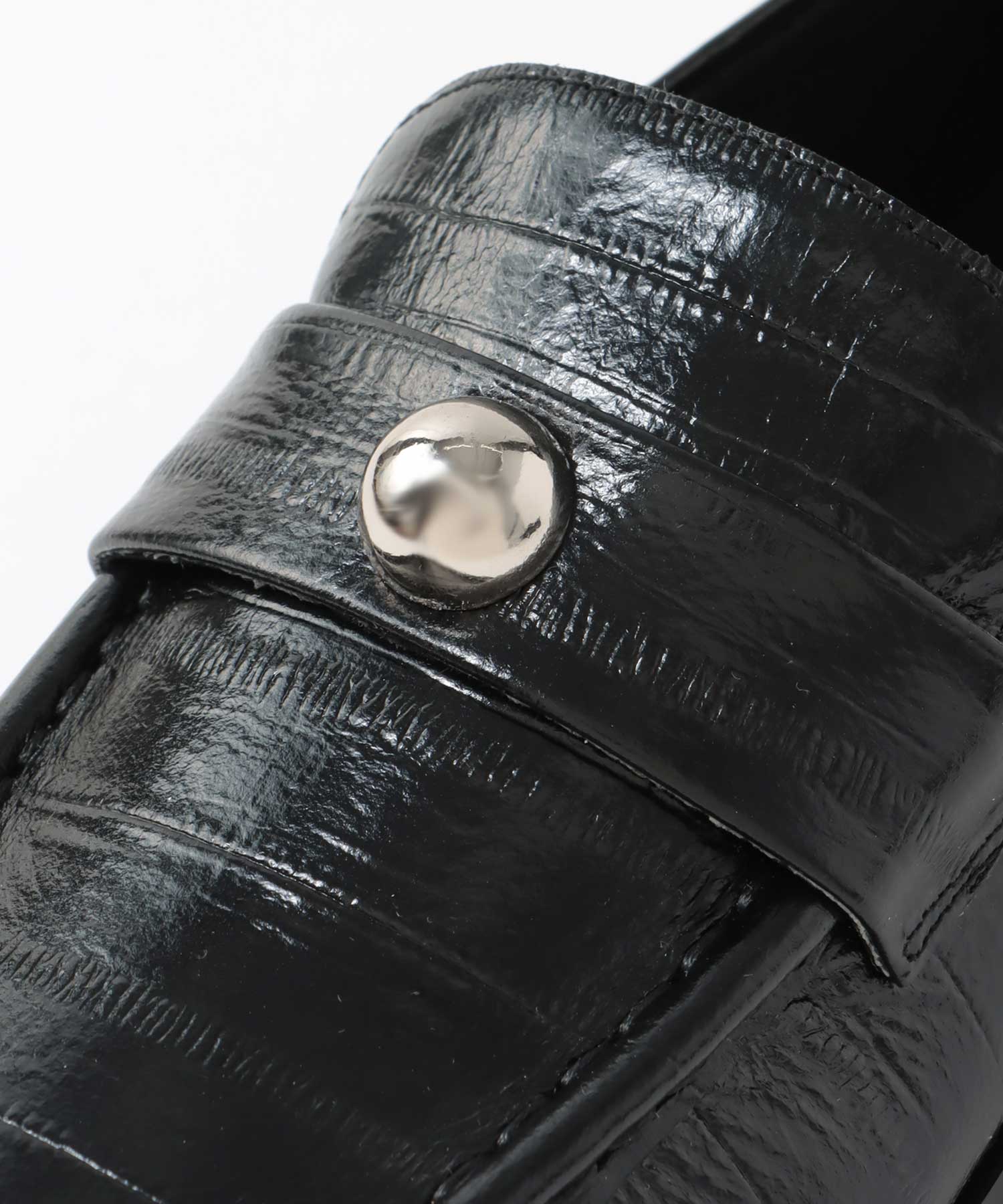 牛革クロコ型押しローファー