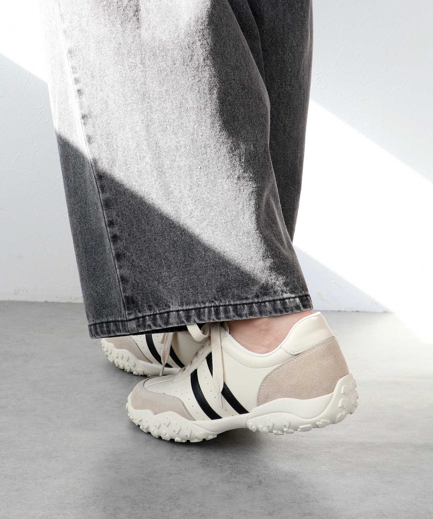 トリムレザースニーカー