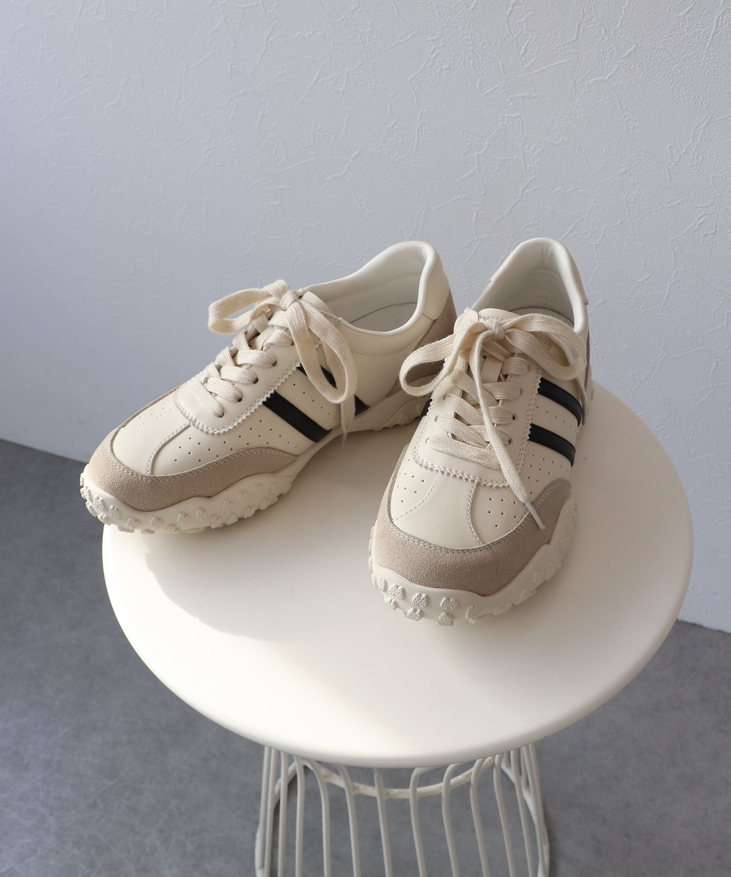 トリムレザースニーカー