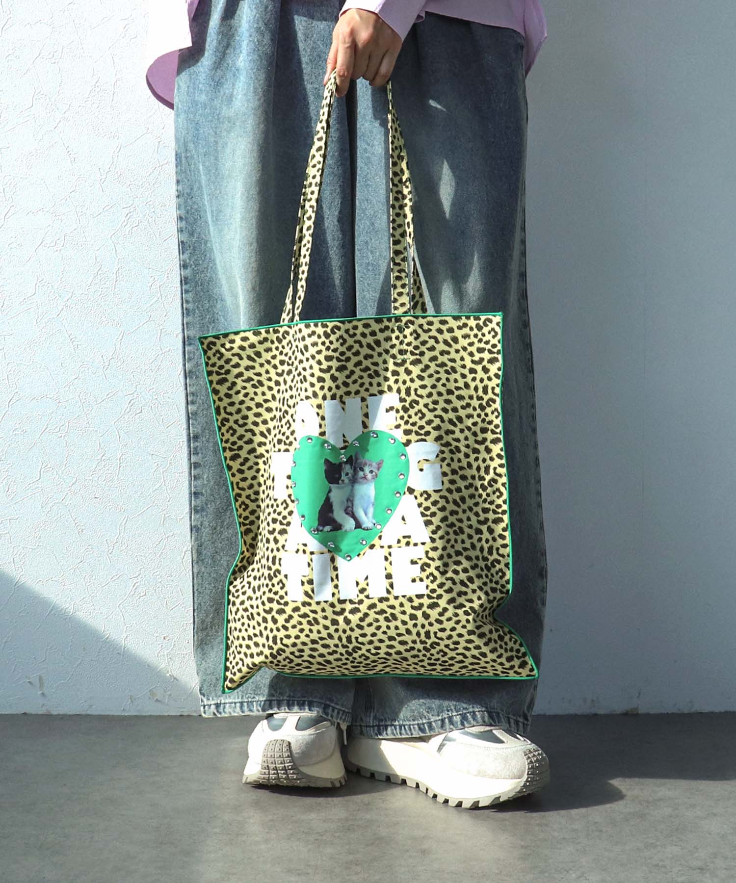 Team DOUBUTSUトート