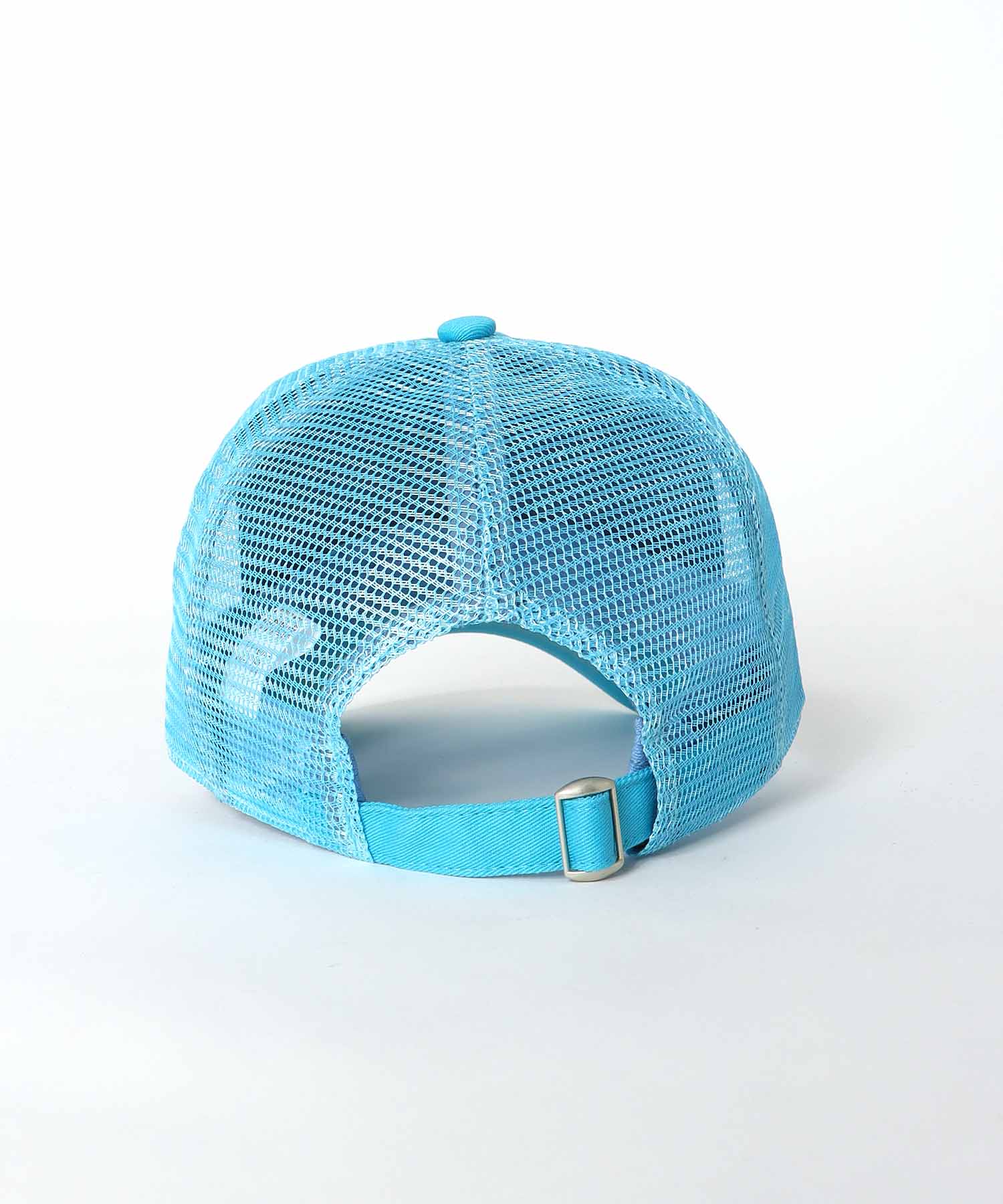 メッシュ刺繍キャップ
